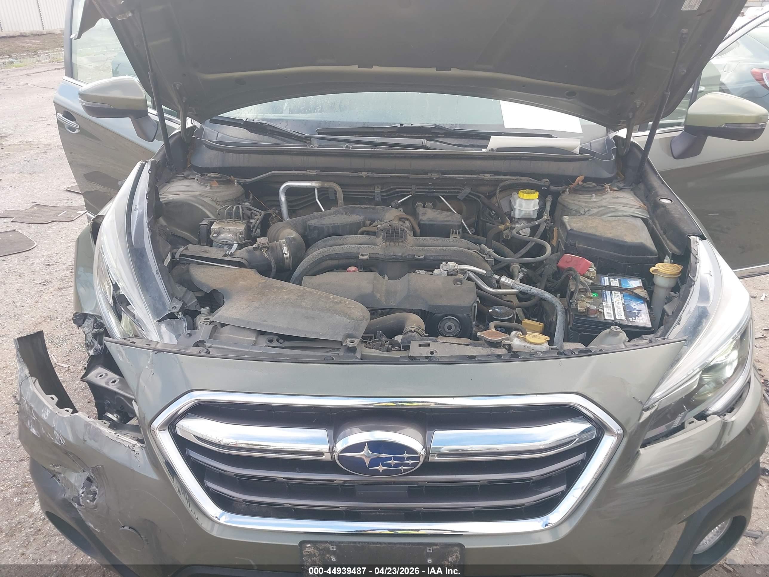 SUBARU OUTBACK image 10