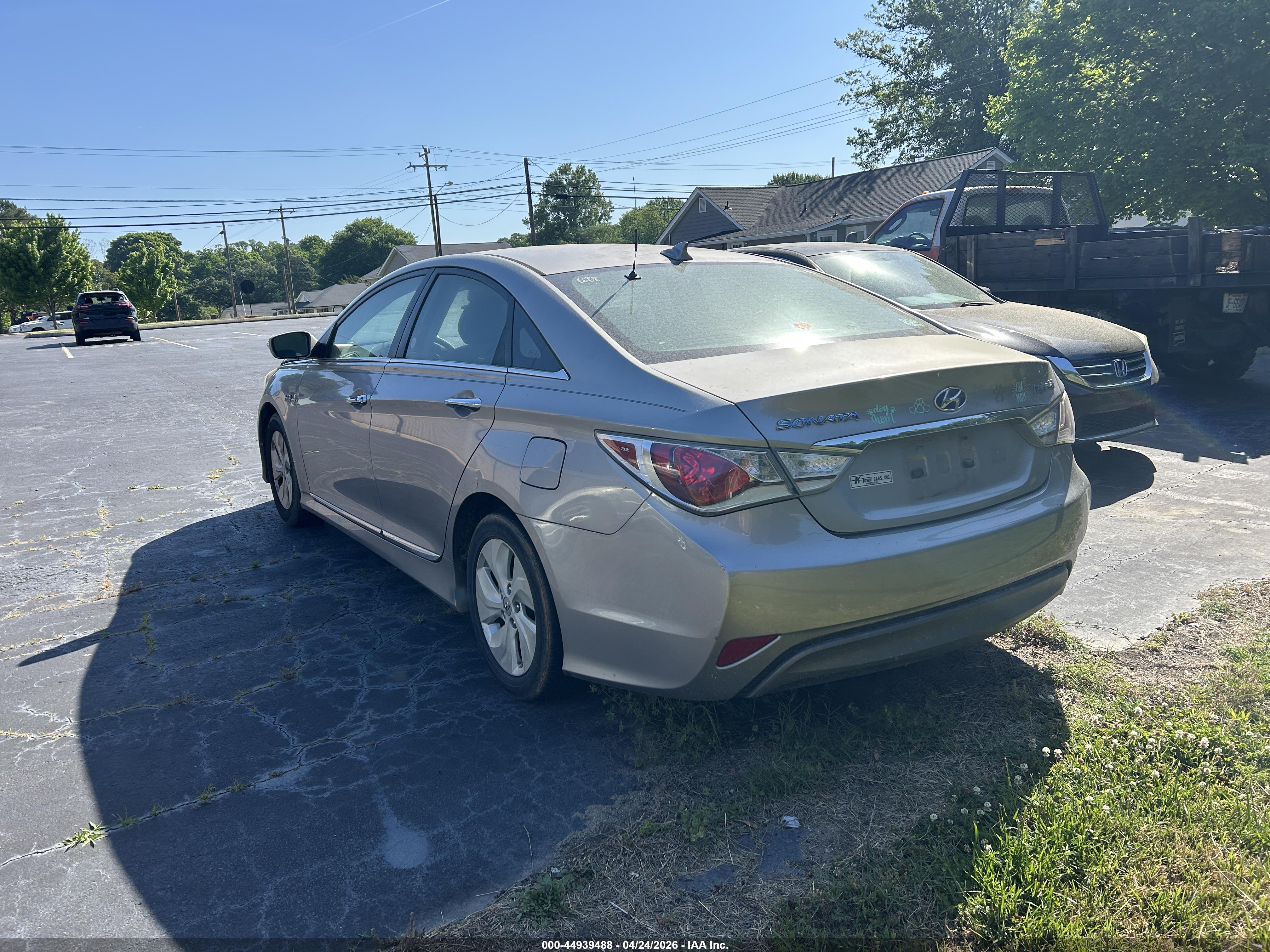 HYUNDAI SONATA image 3