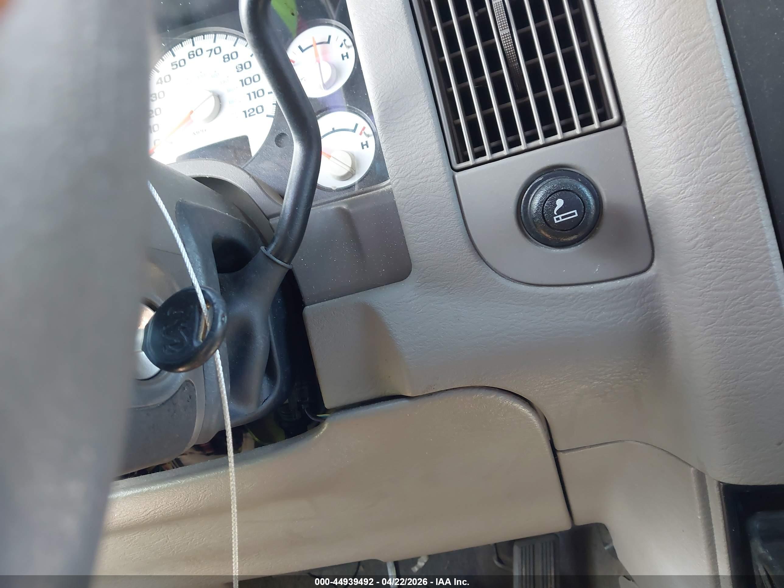 DODGE RAM image 11