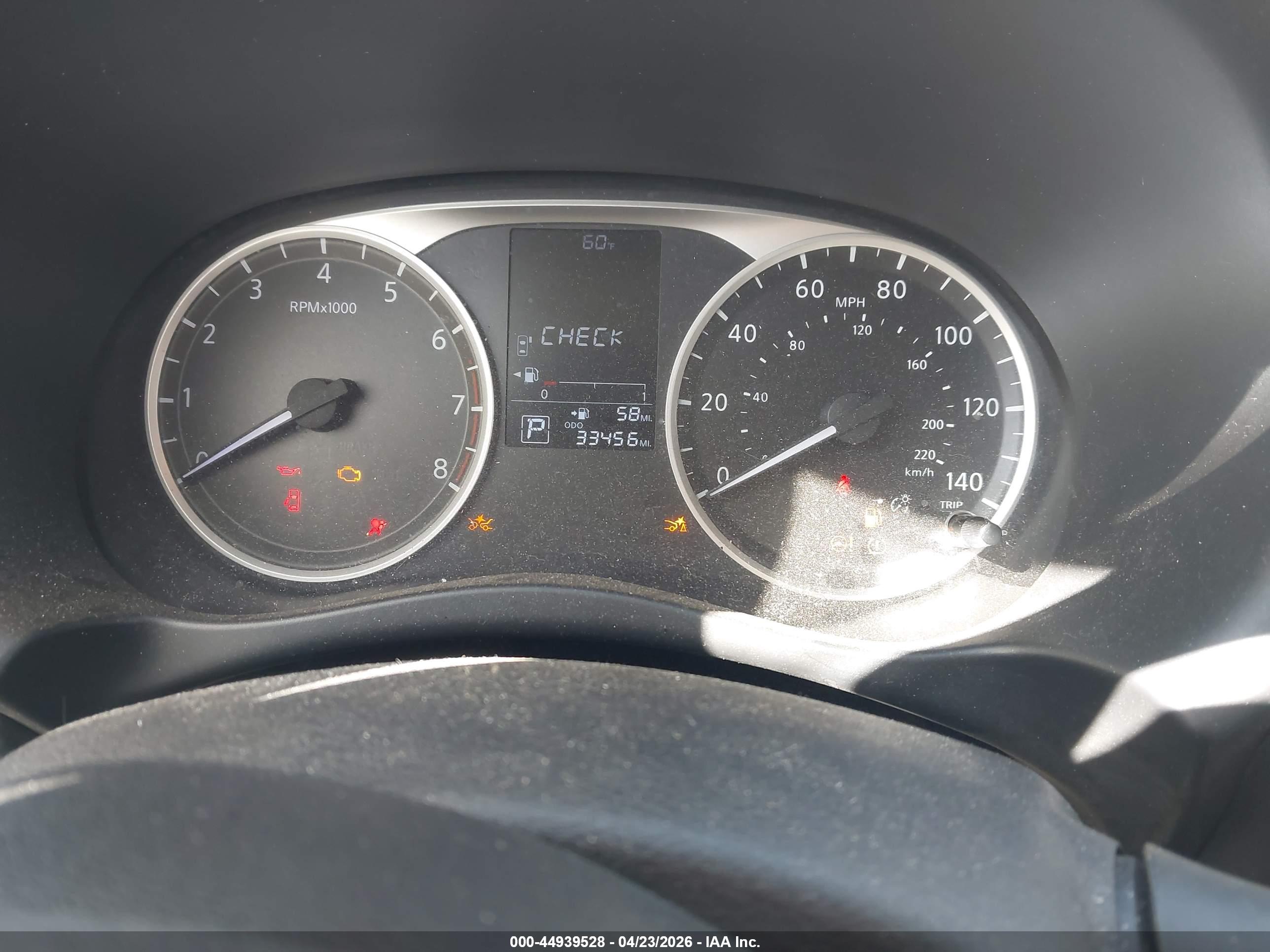 NISSAN KICKS image 7
