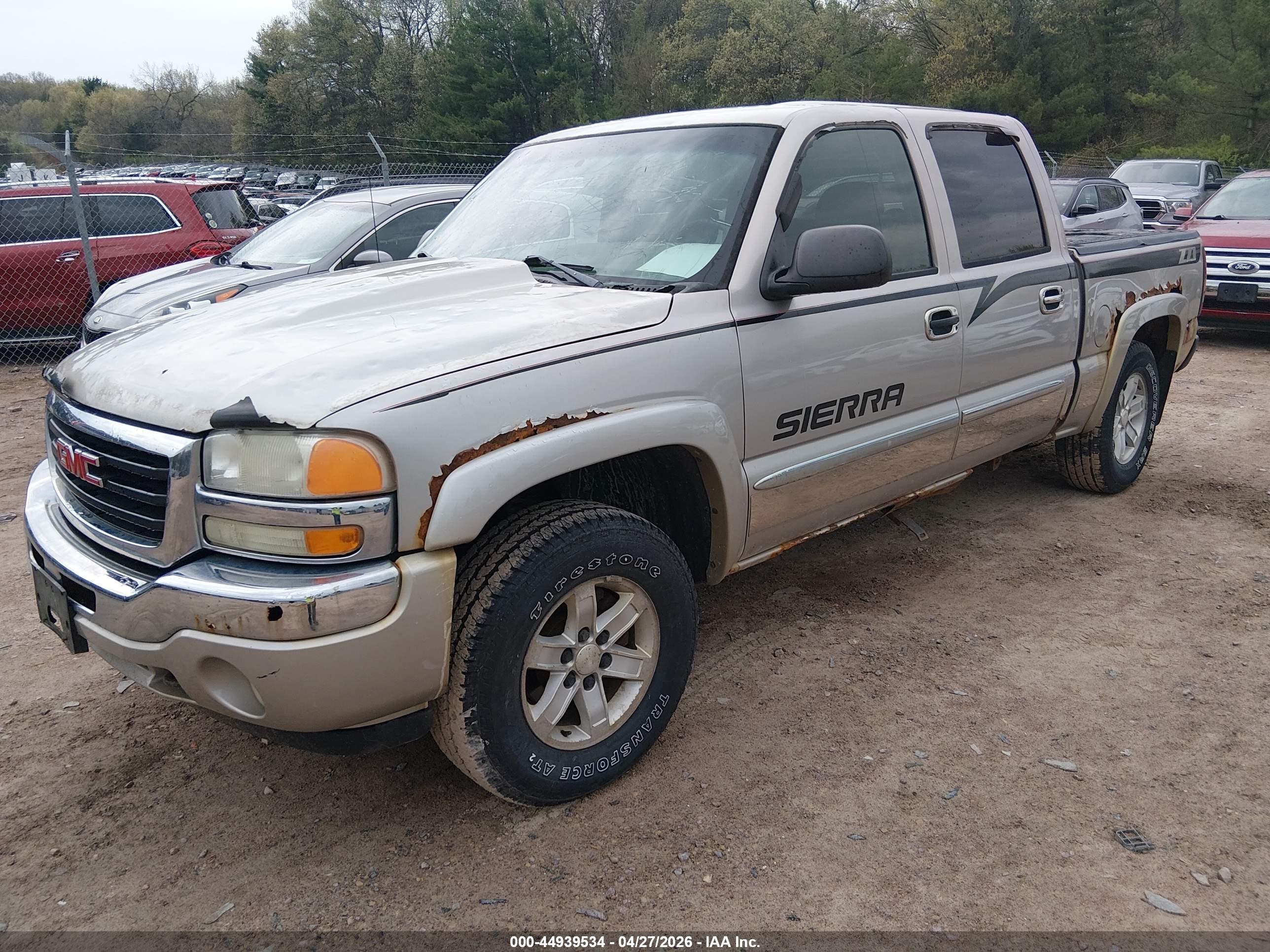 GMC SIERRA image 2