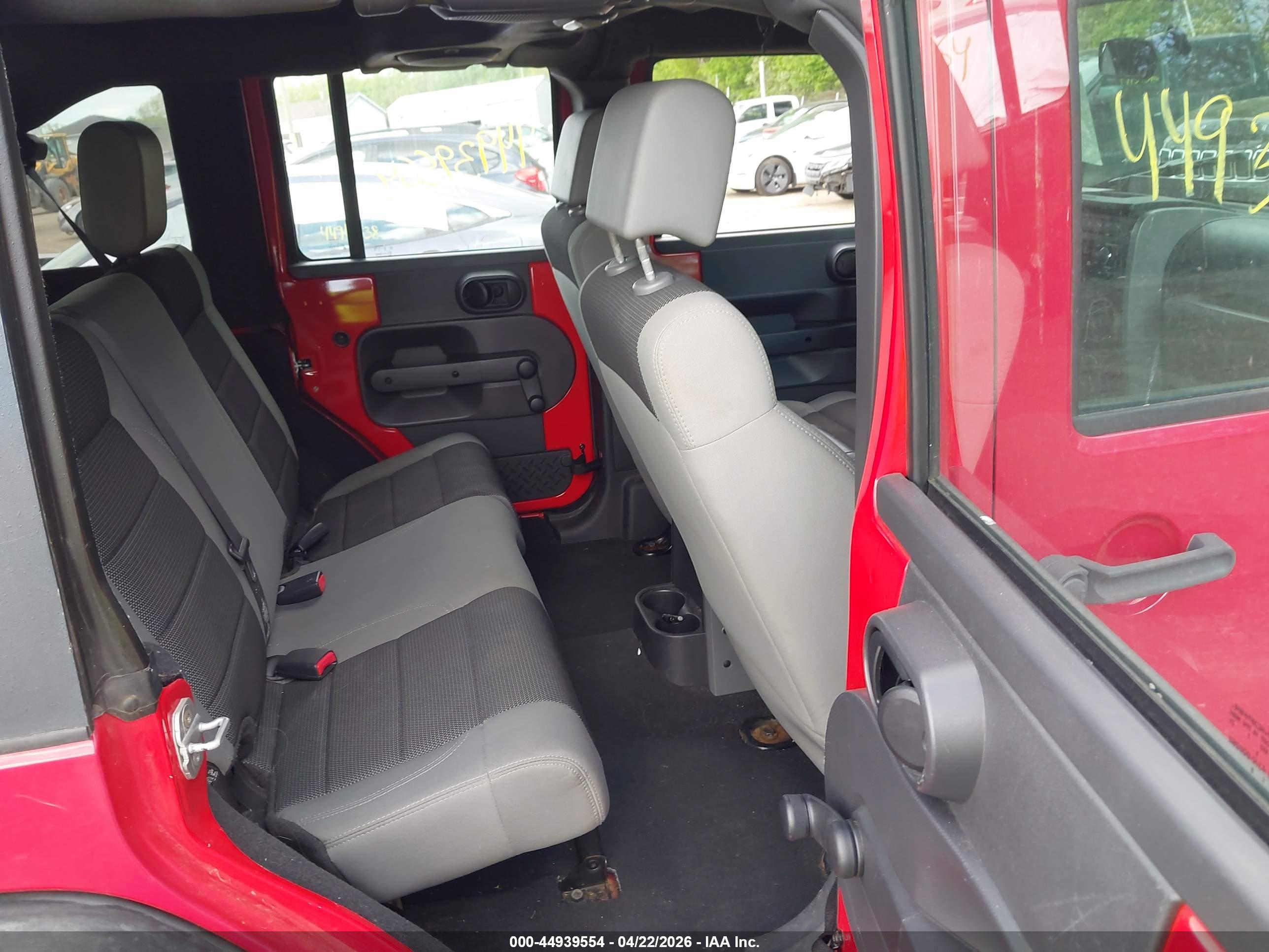 JEEP WRANGLER image 8