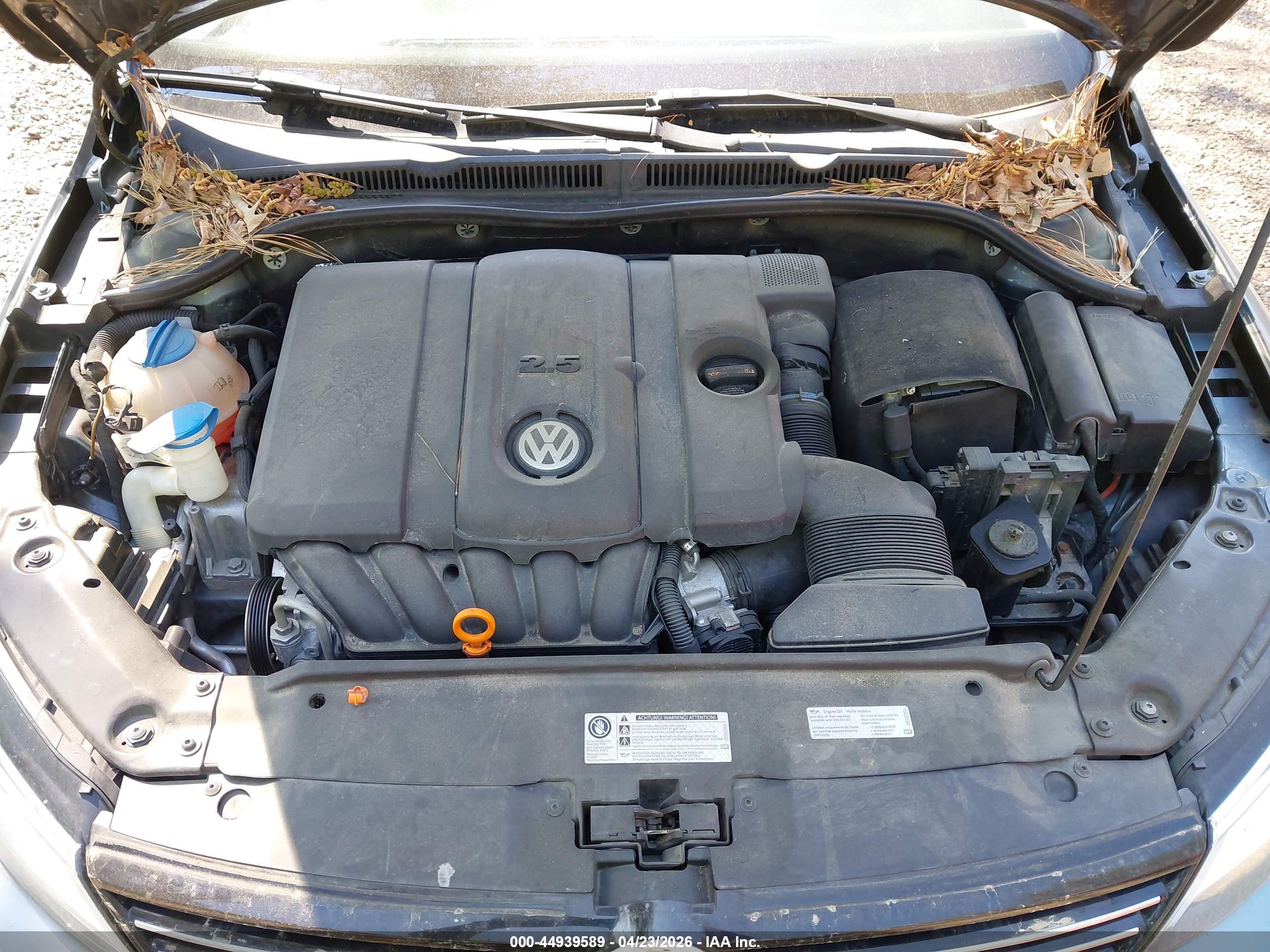 VOLKSWAGEN JETTA image 10