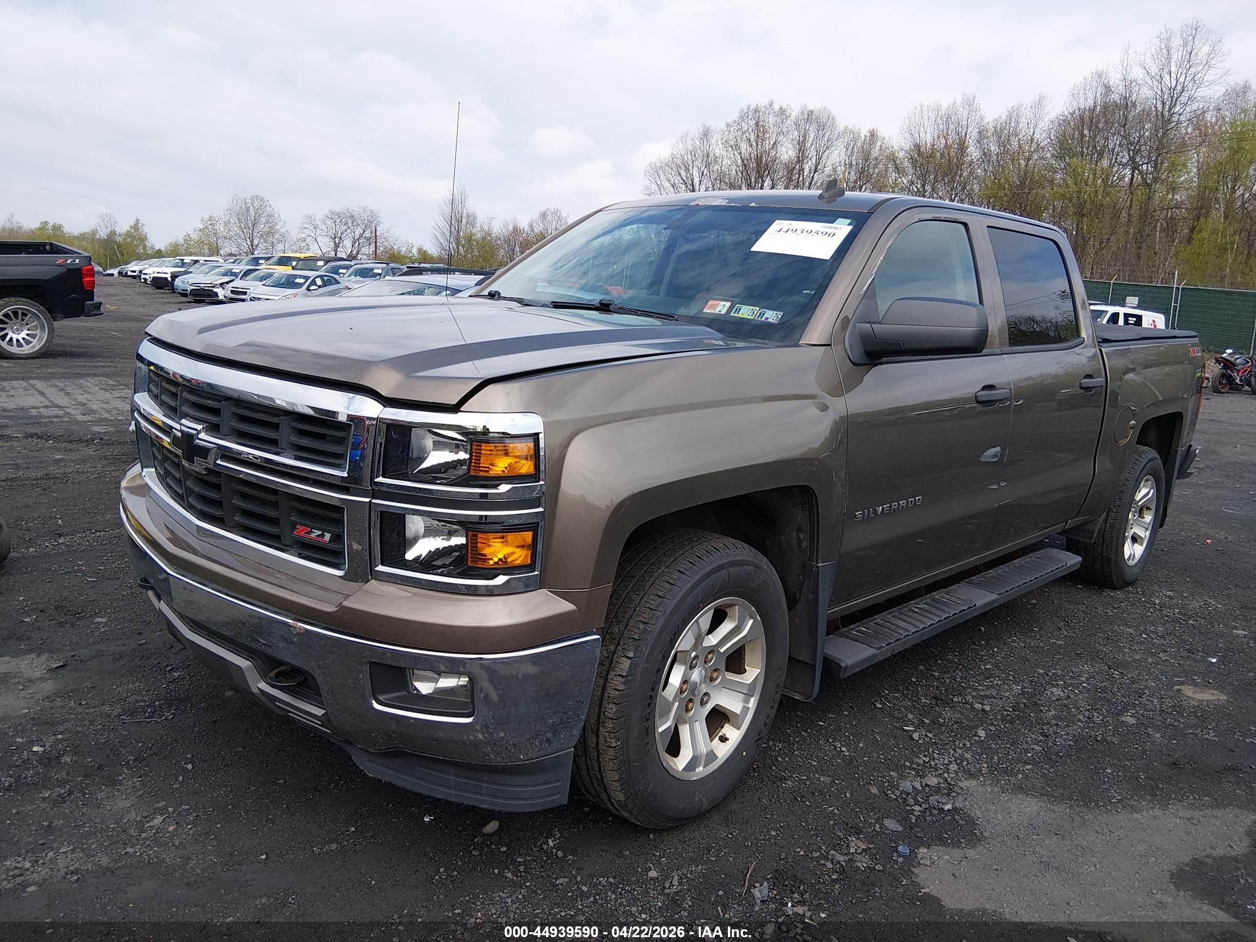 CHEVROLET SILVERADO image 2