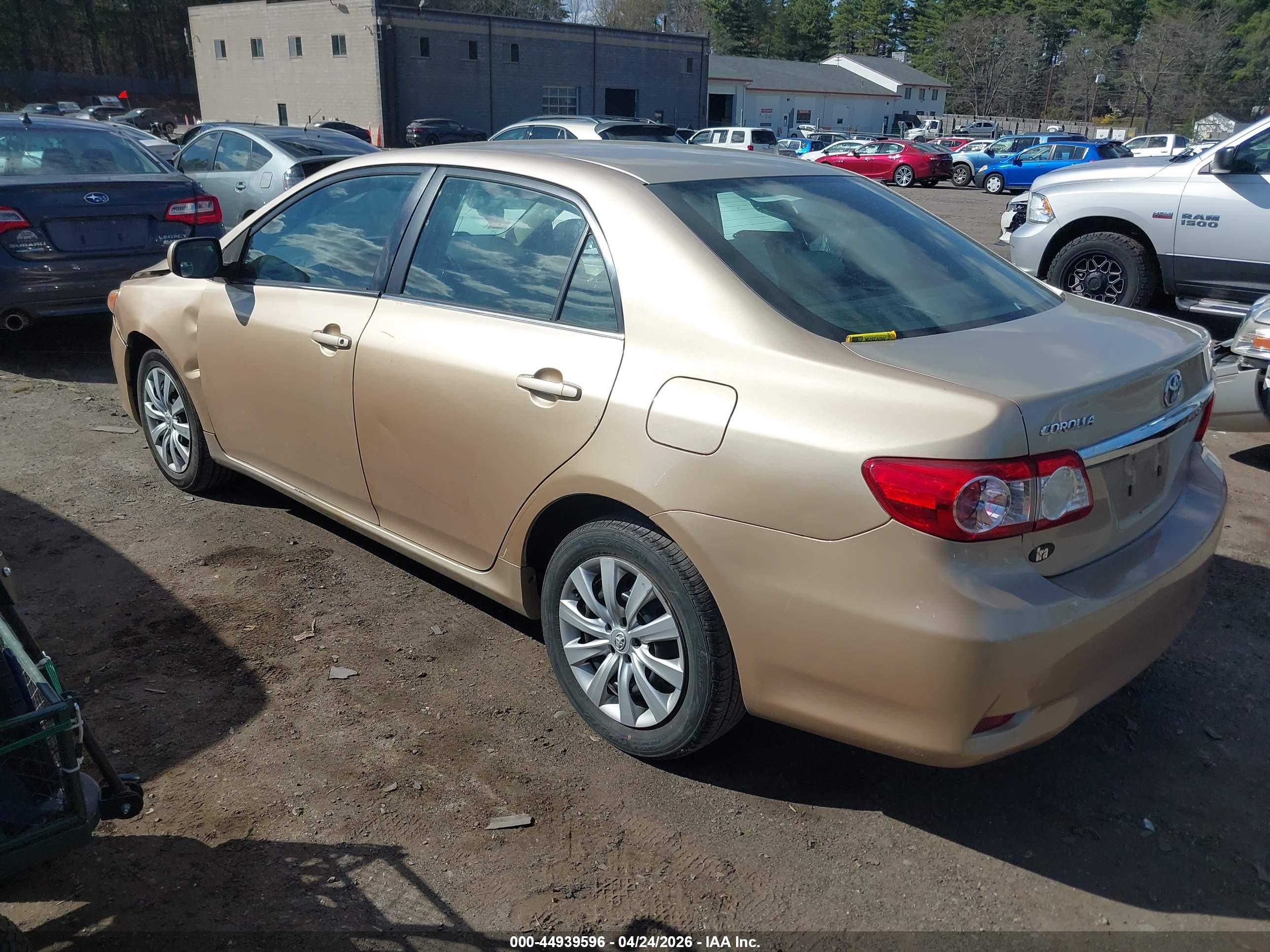 TOYOTA COROLLA image 3