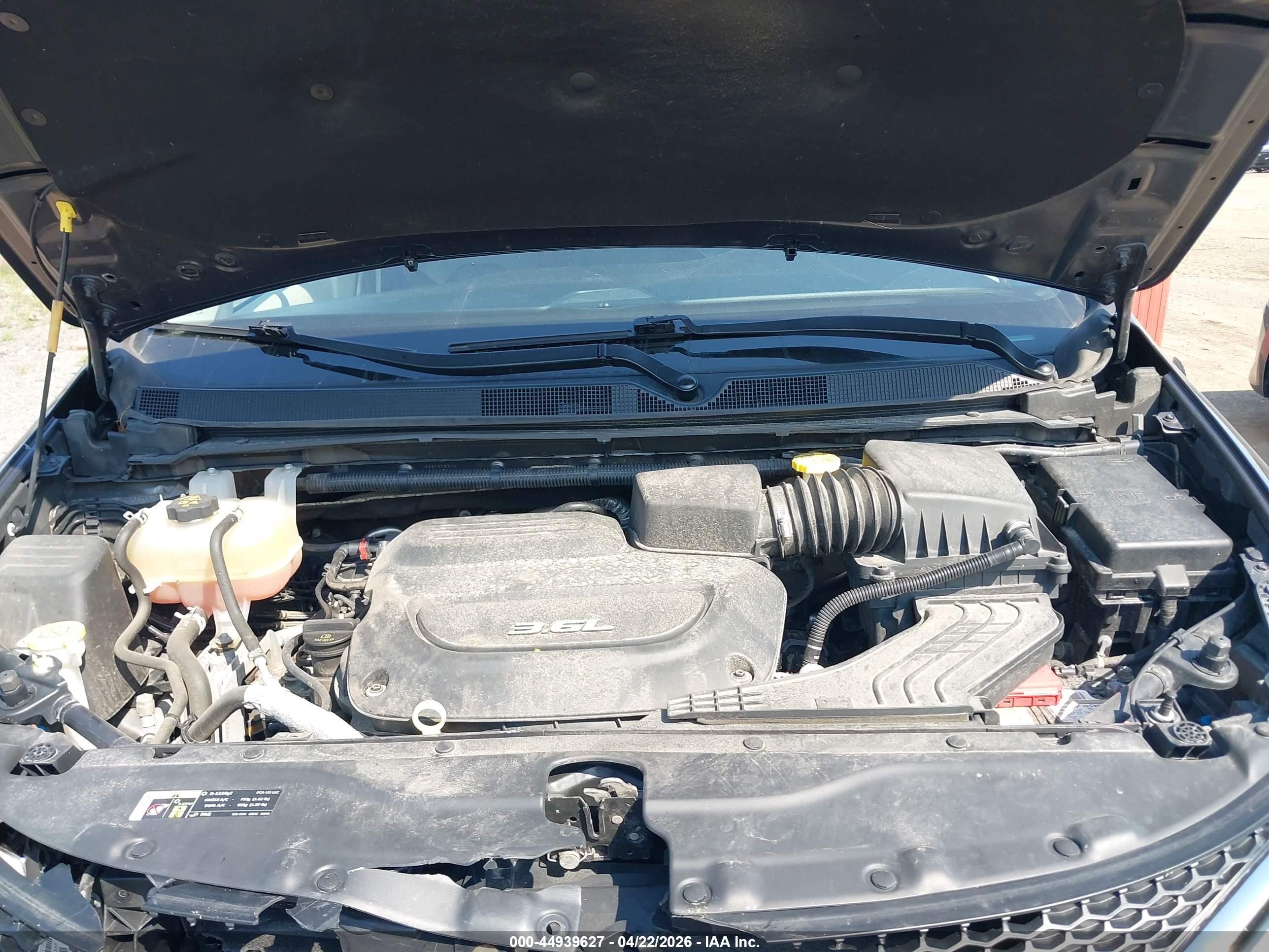 CHRYSLER PACIFICA image 10