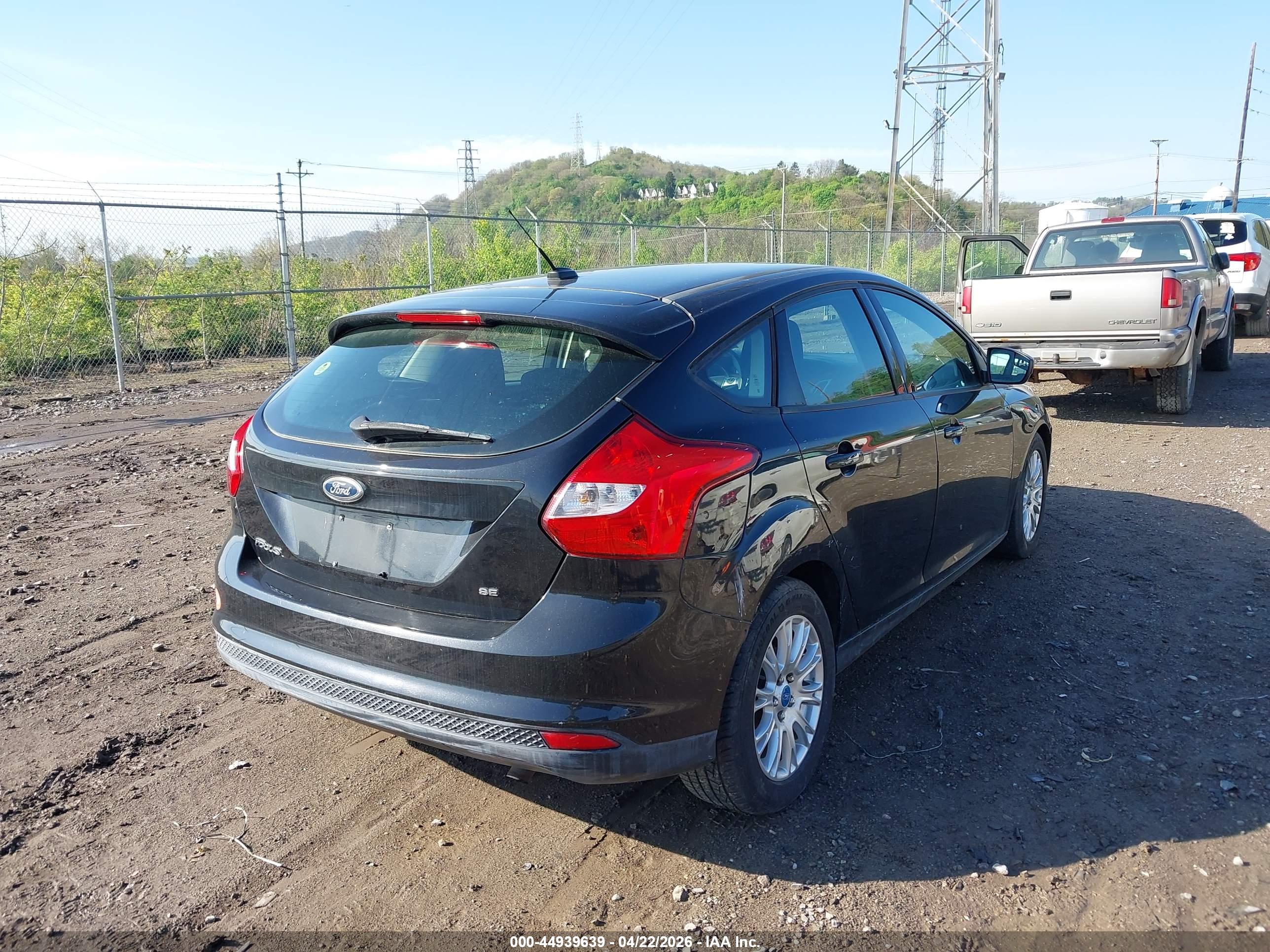 FORD FOCUS image 4