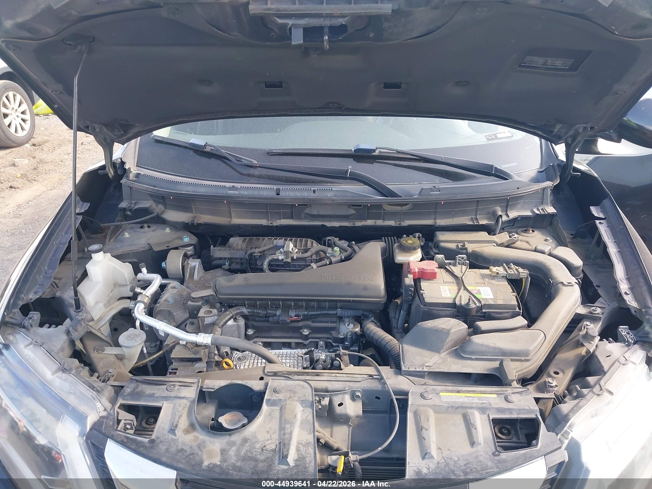 NISSAN ROGUE image 10