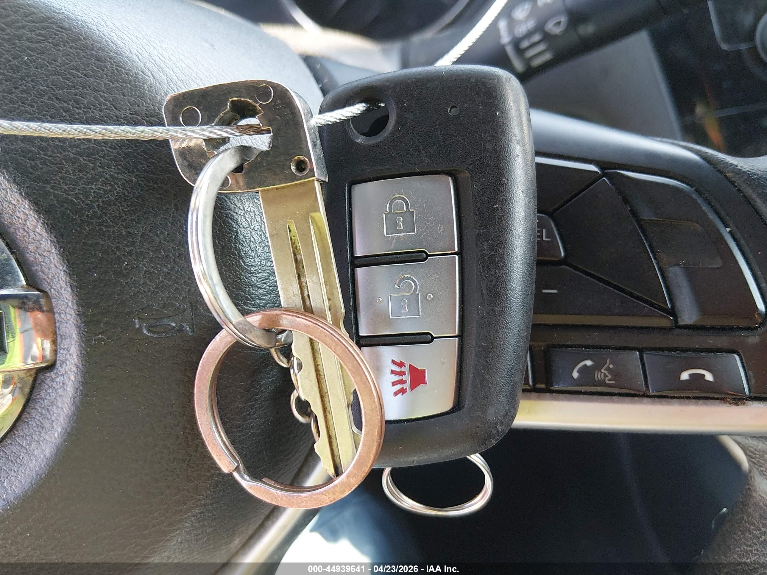 NISSAN ROGUE image 11