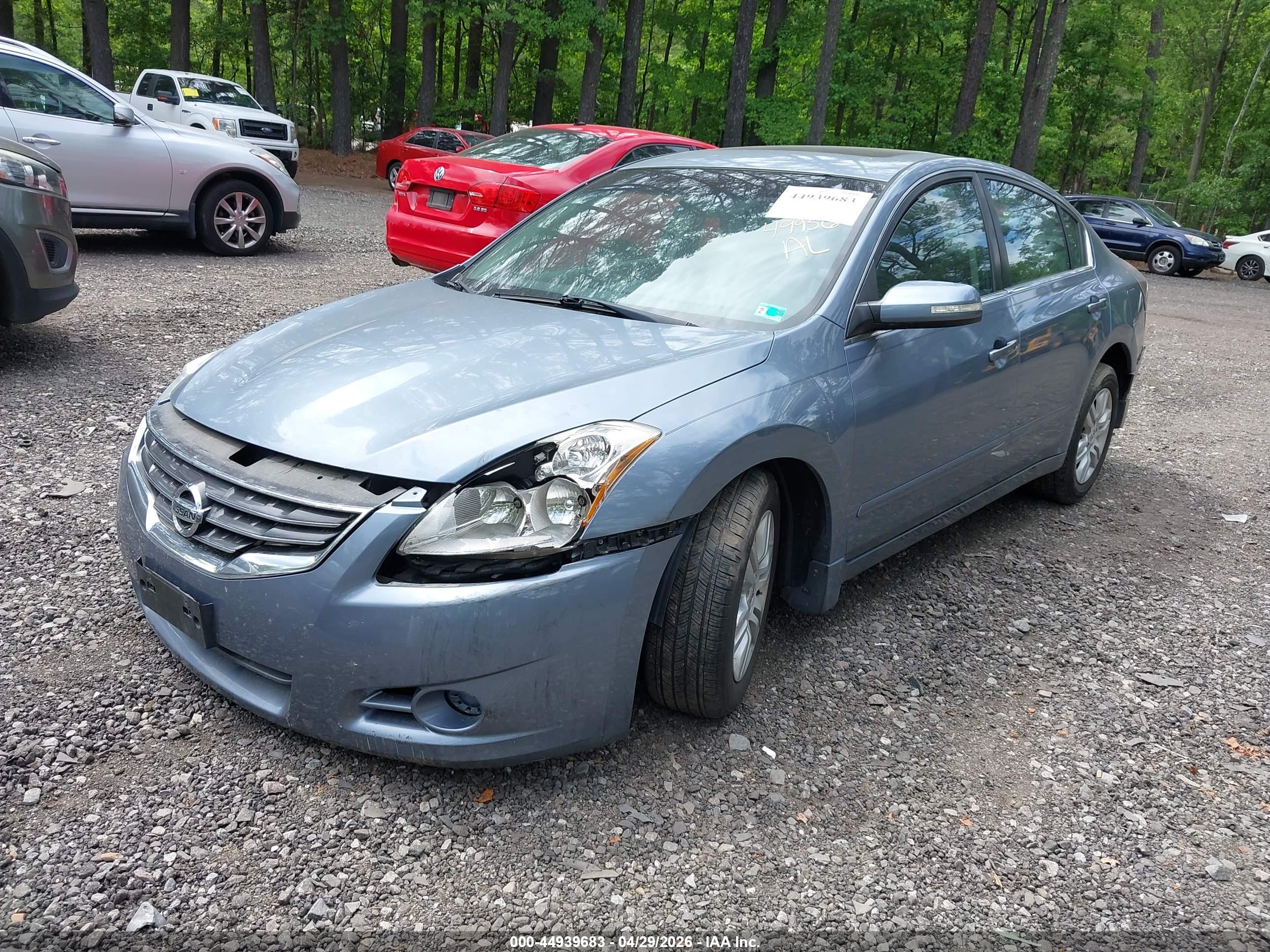 NISSAN ALTIMA image 2