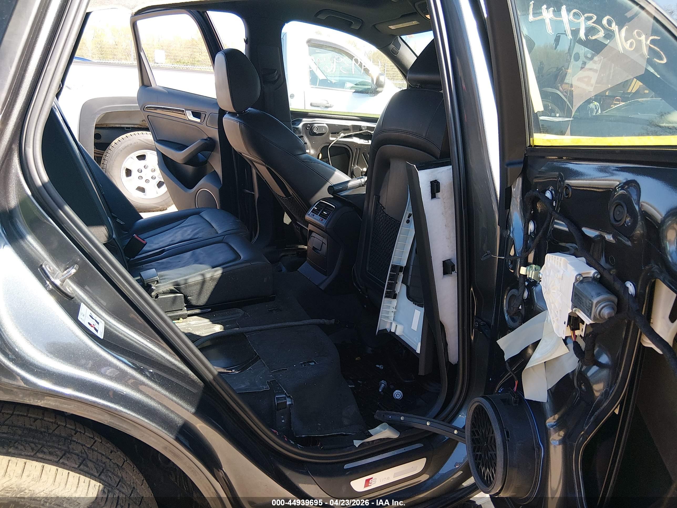 AUDI Q5 image 8