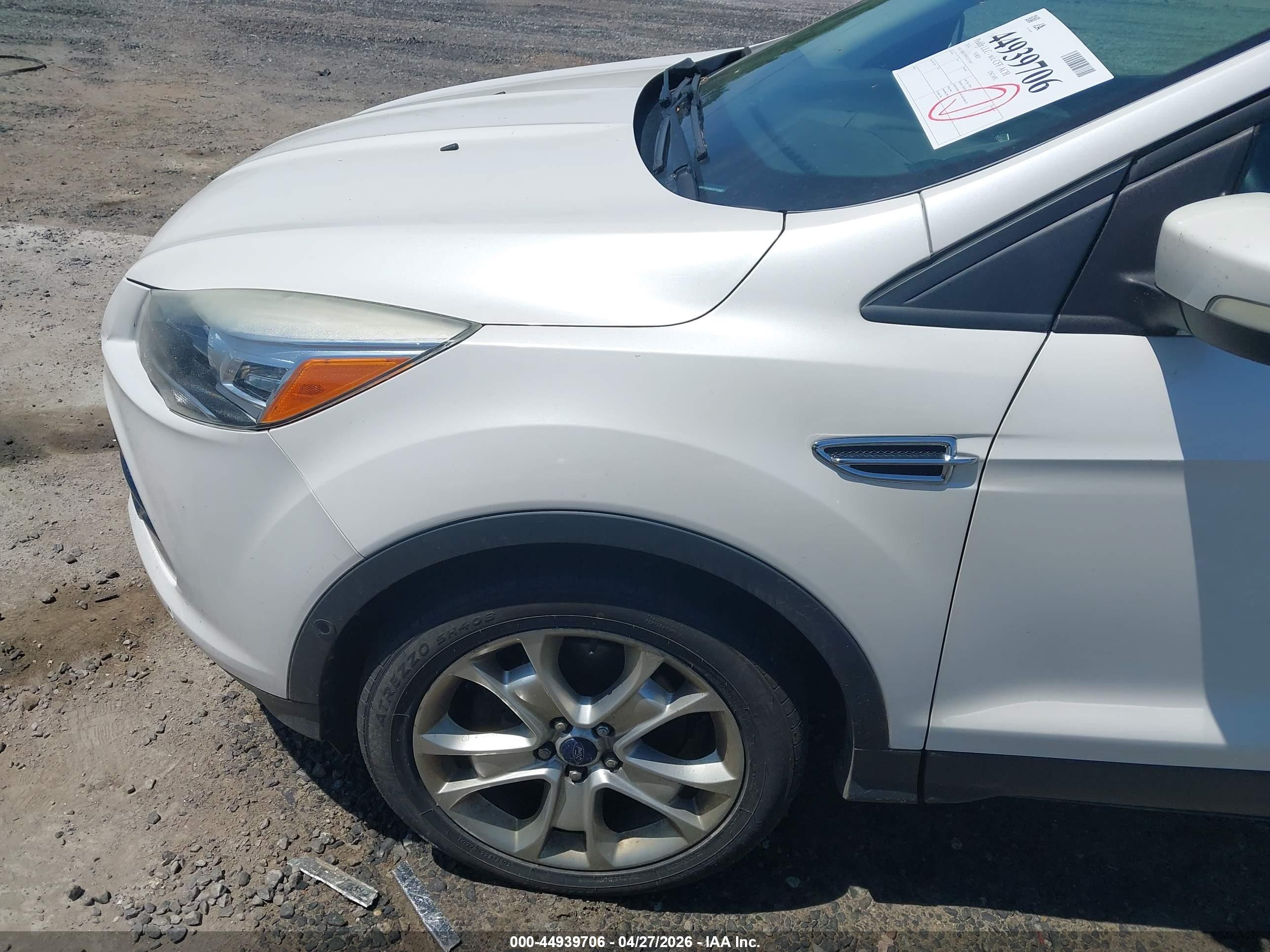 FORD ESCAPE image 6