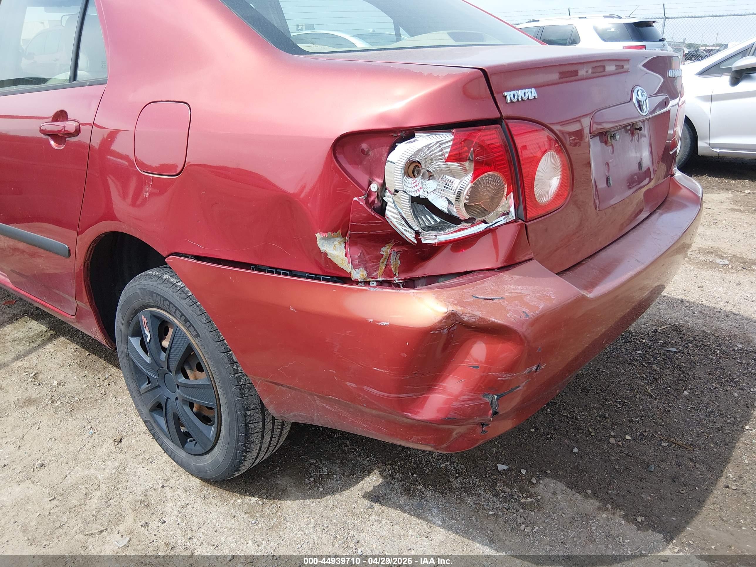 TOYOTA COROLLA image 6