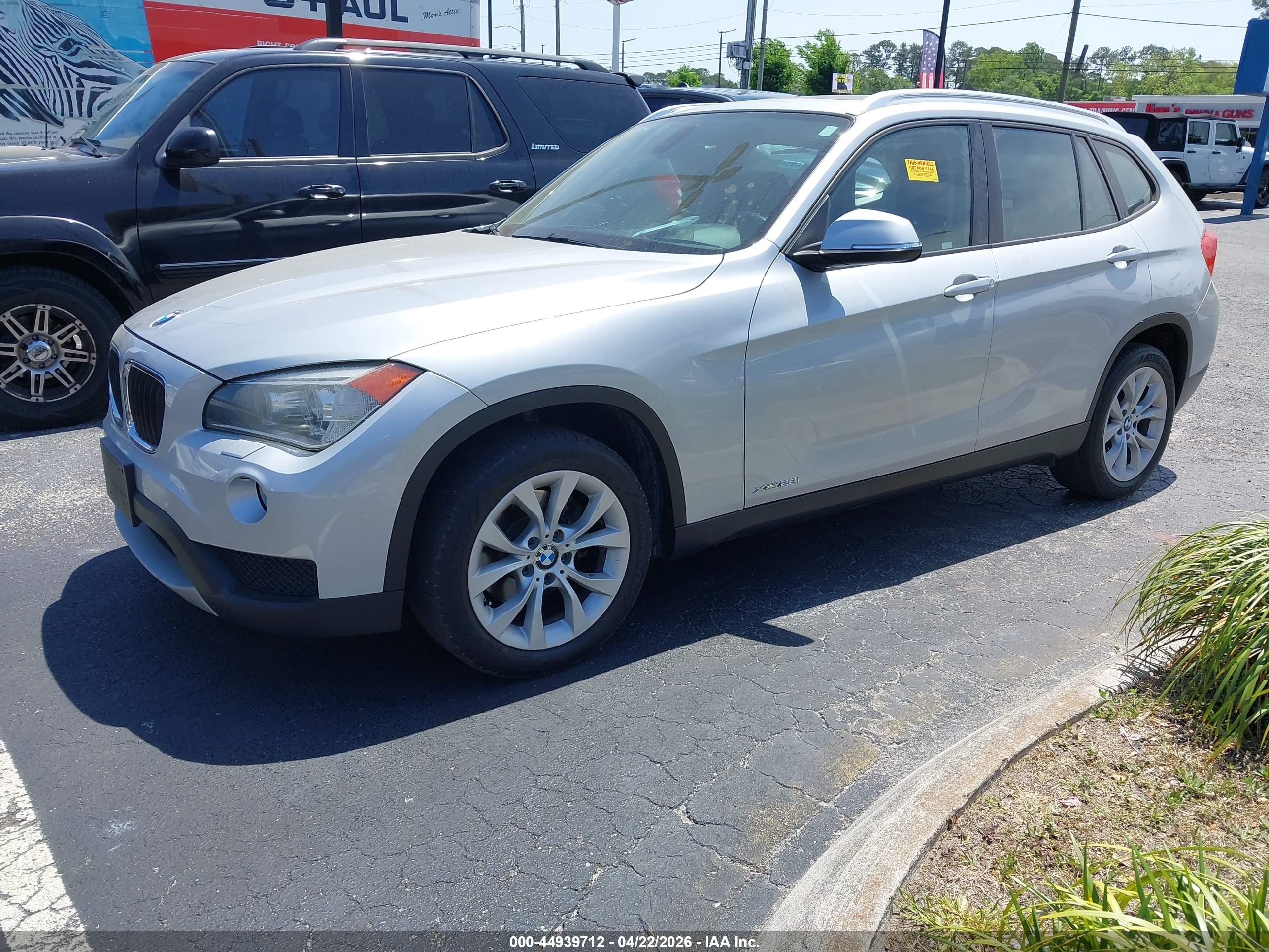 BMW X1 image 2