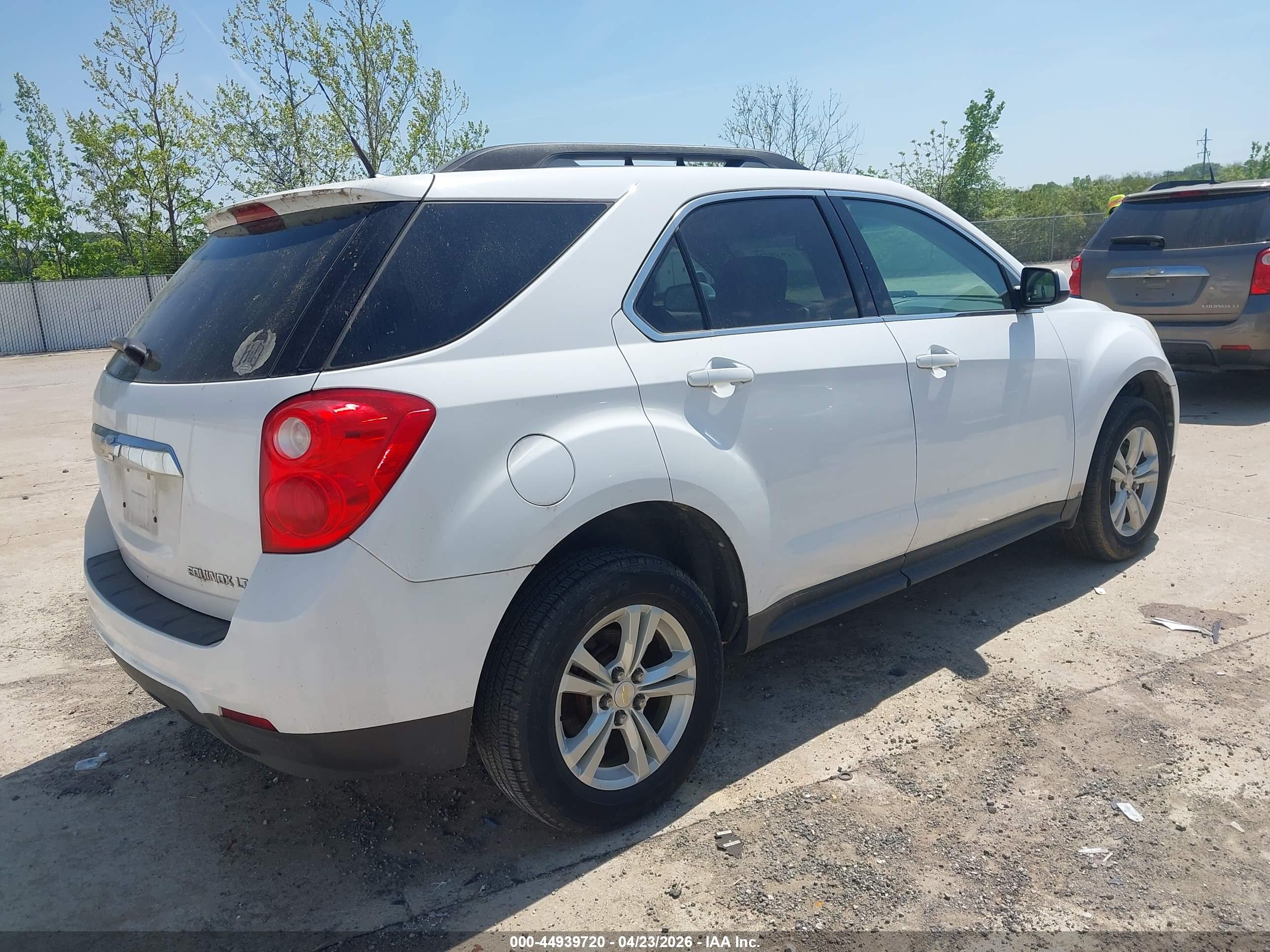 CHEVROLET EQUINOX image 4