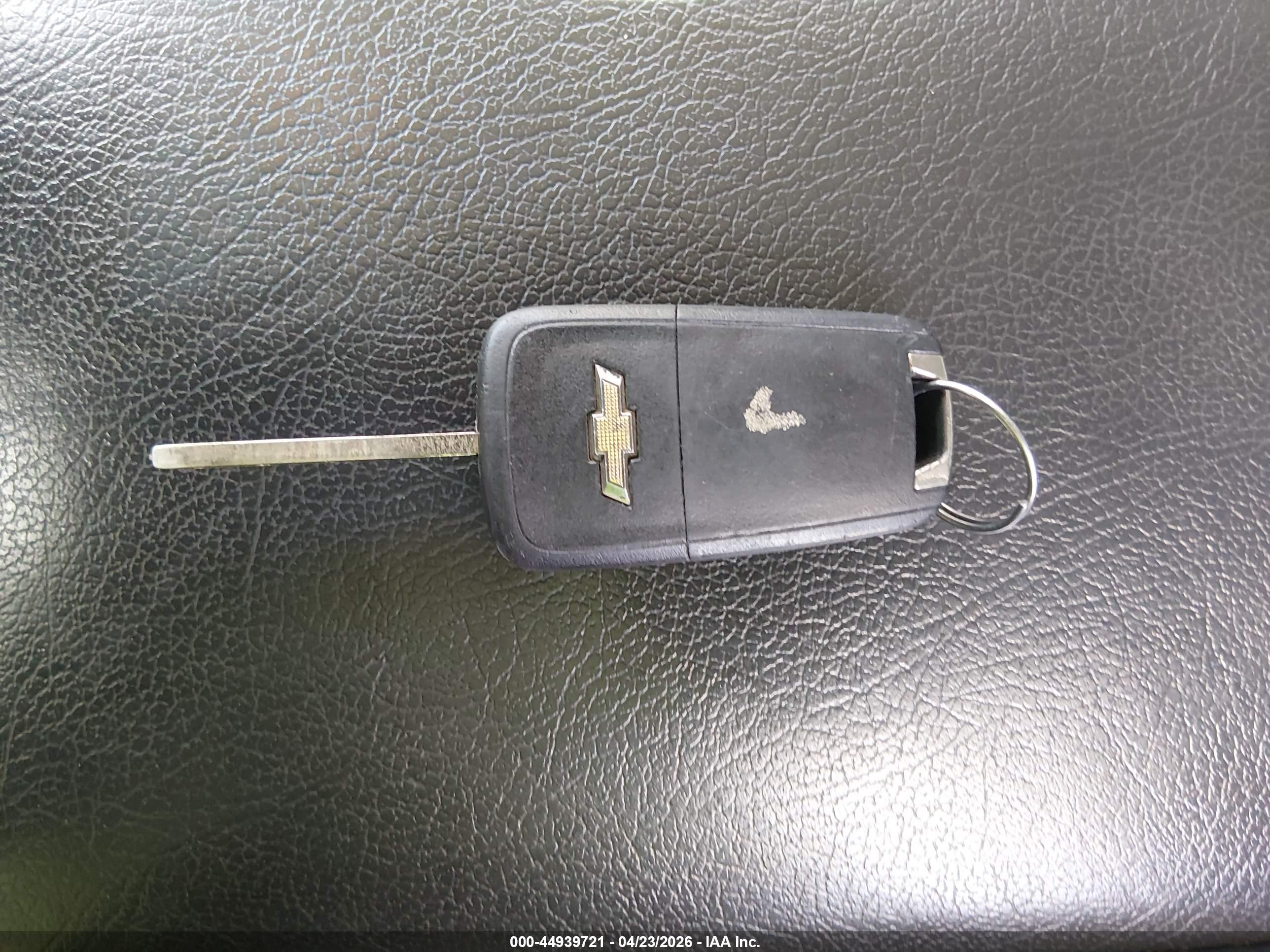CHEVROLET EQUINOX image 11