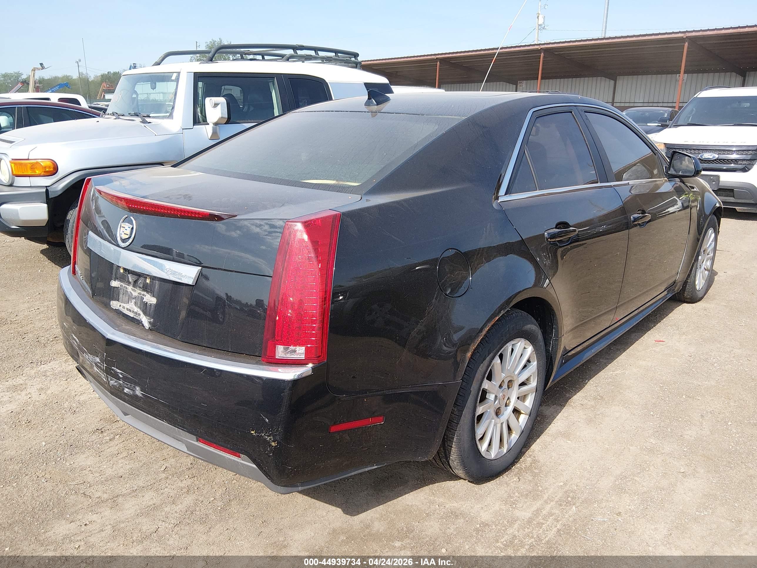 CADILLAC CTS image 4