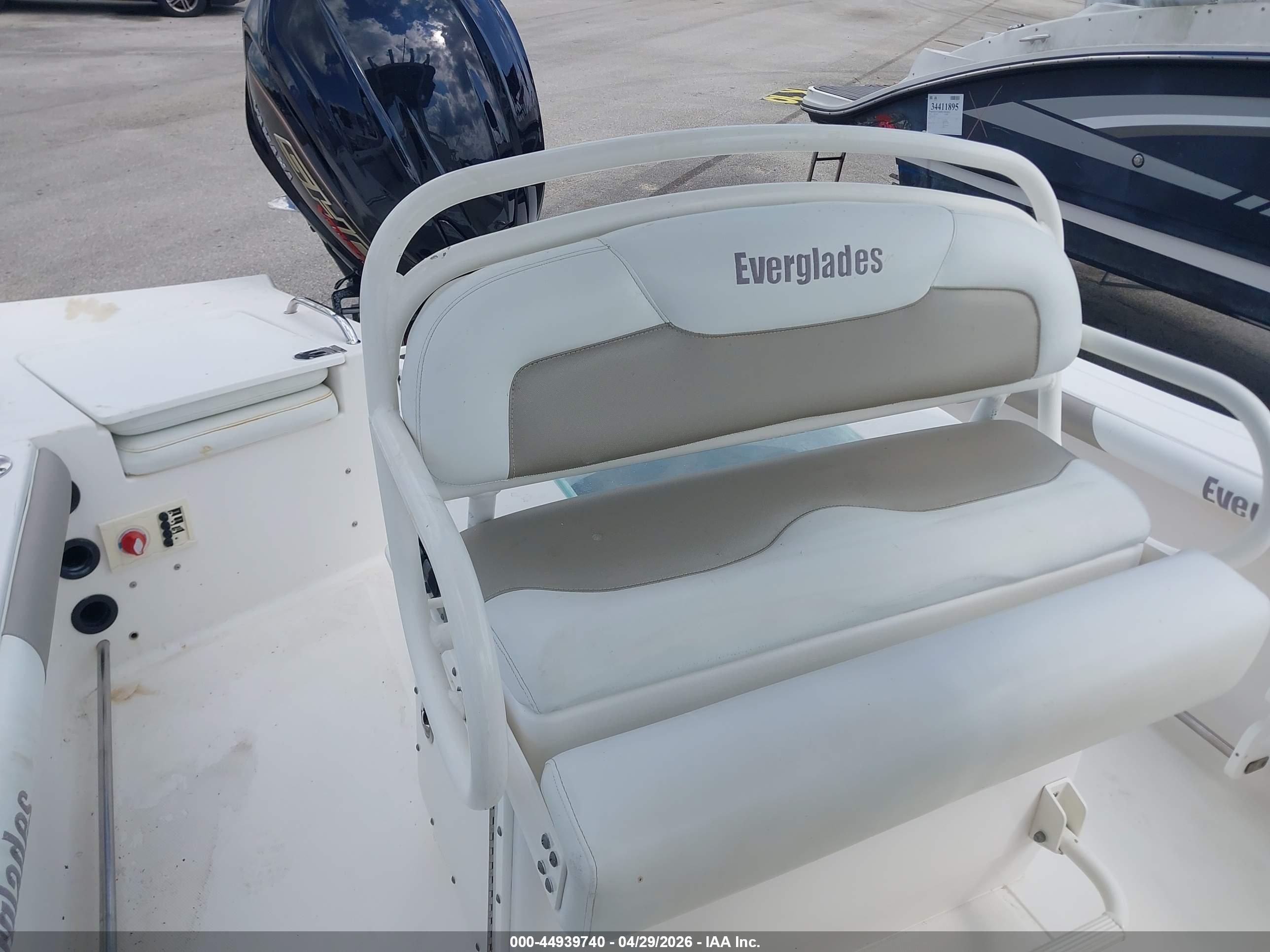 EVERGLADES 20' image 8