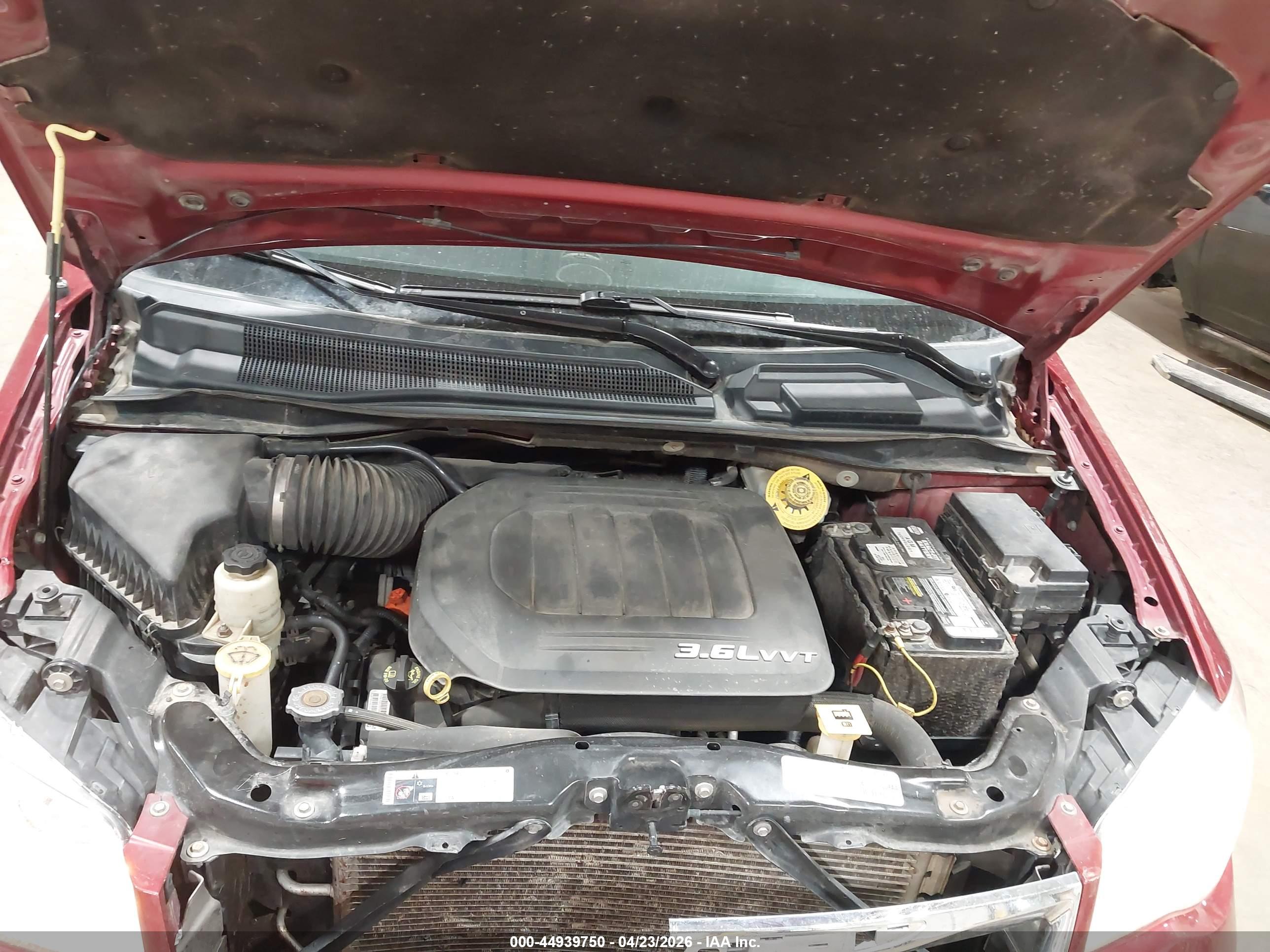 CHRYSLER TOWN image 10