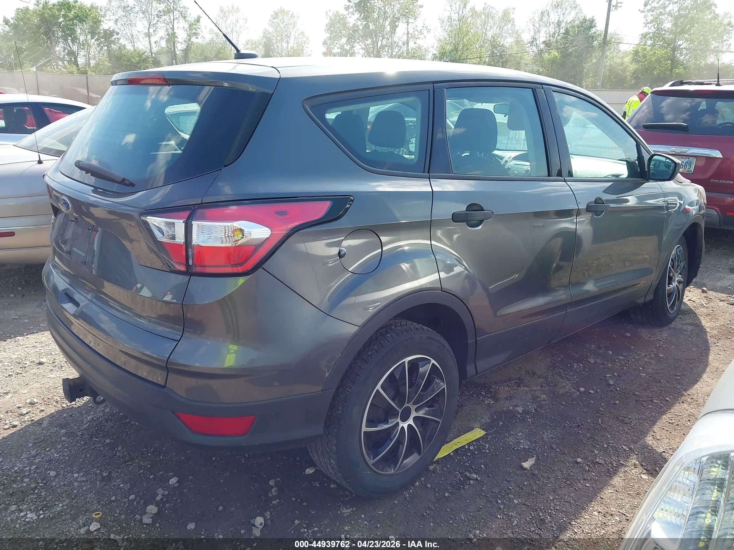FORD ESCAPE image 4