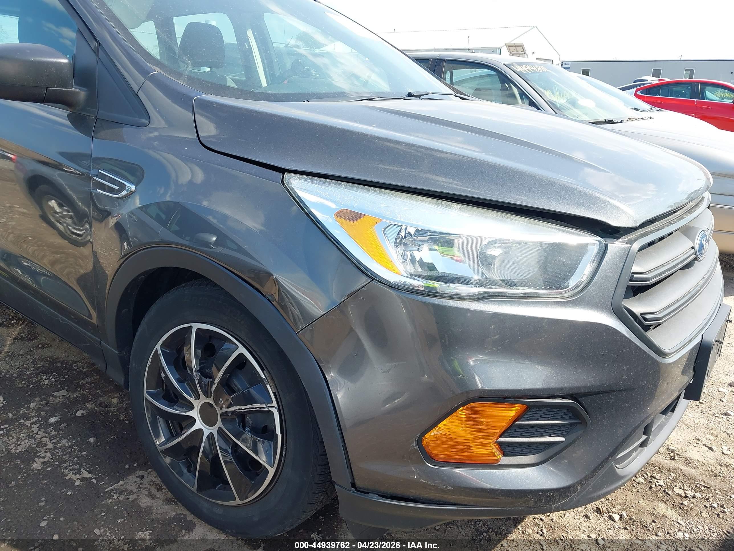 FORD ESCAPE image 6