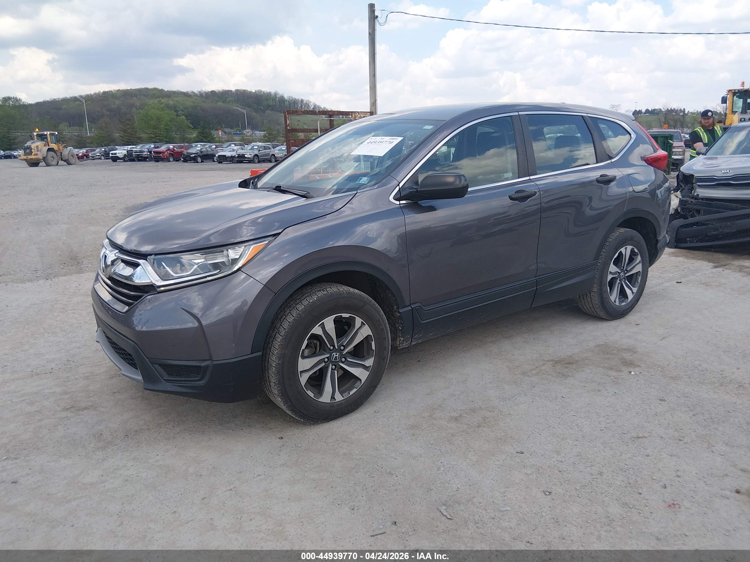 HONDA CR-V image 2