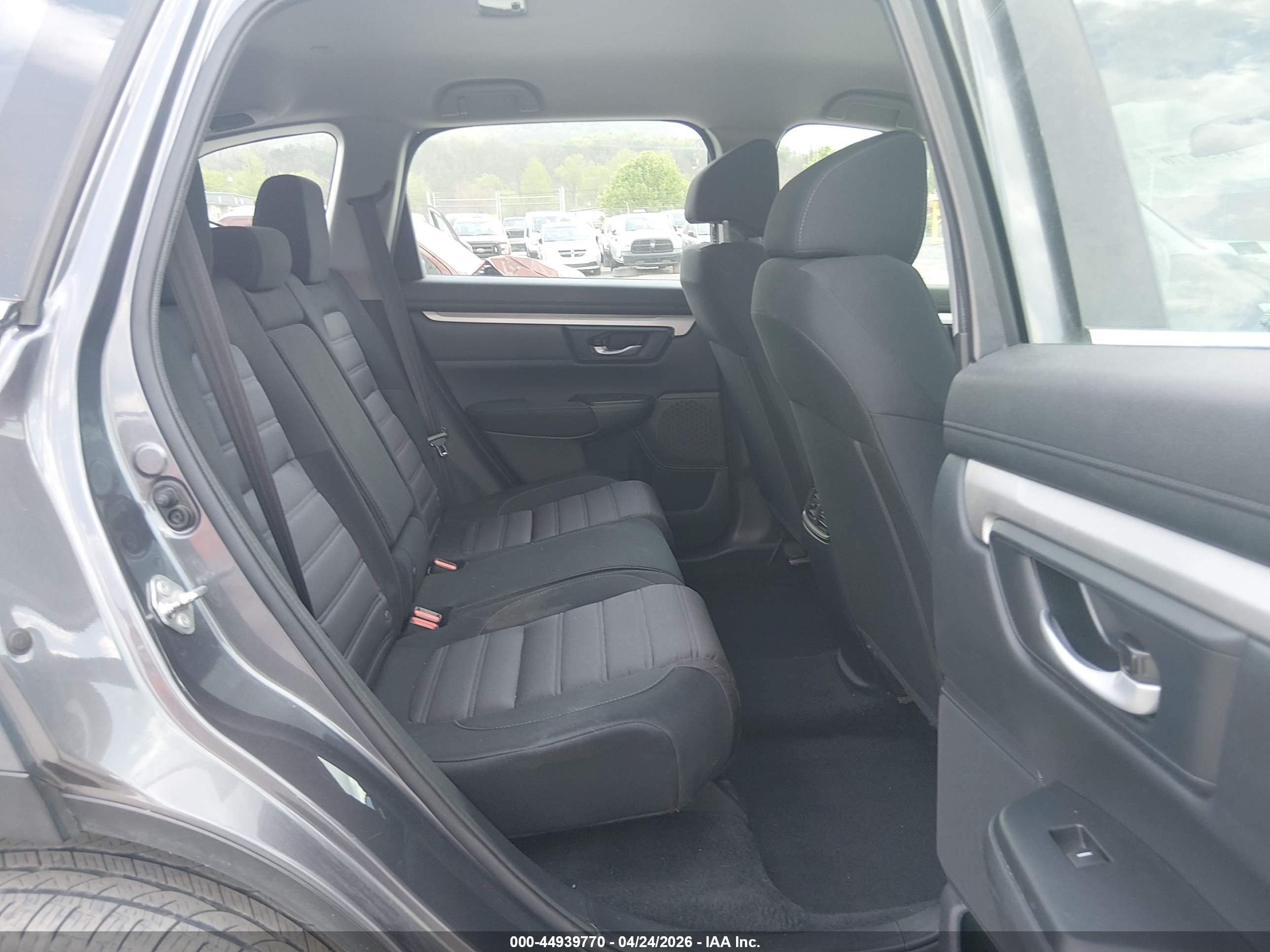 HONDA CR-V image 8