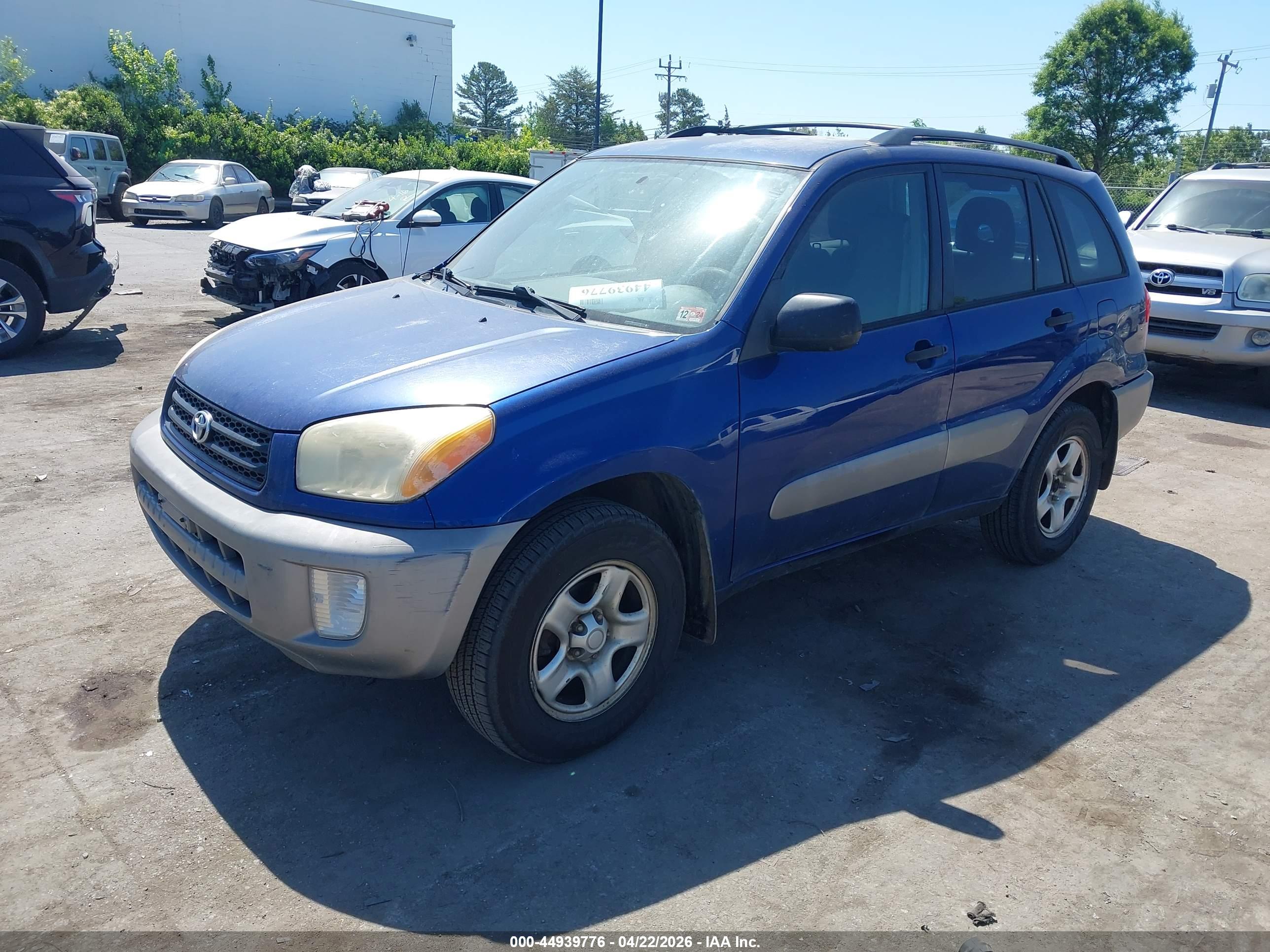 TOYOTA RAV4 image 2