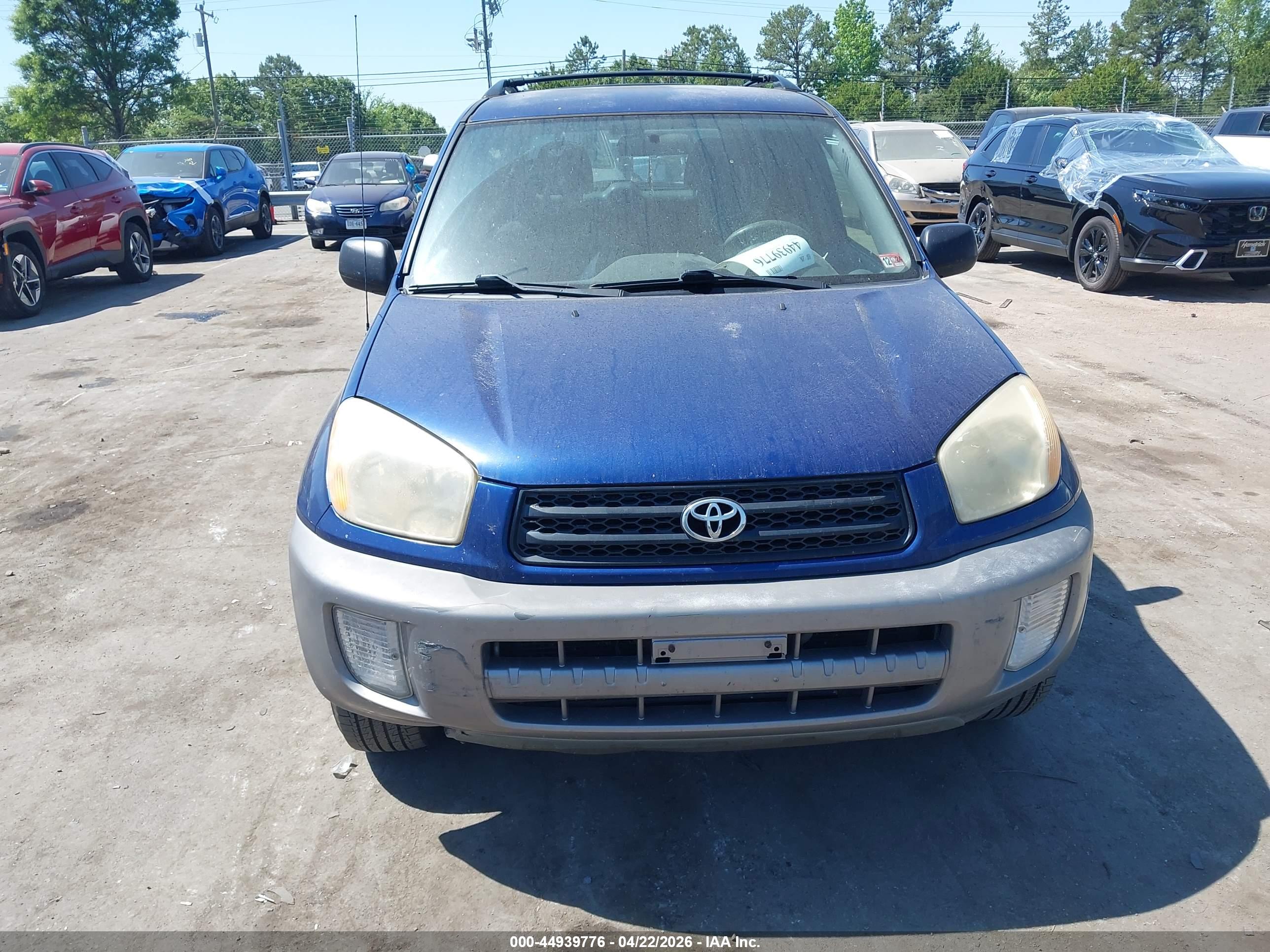 TOYOTA RAV4 image 6