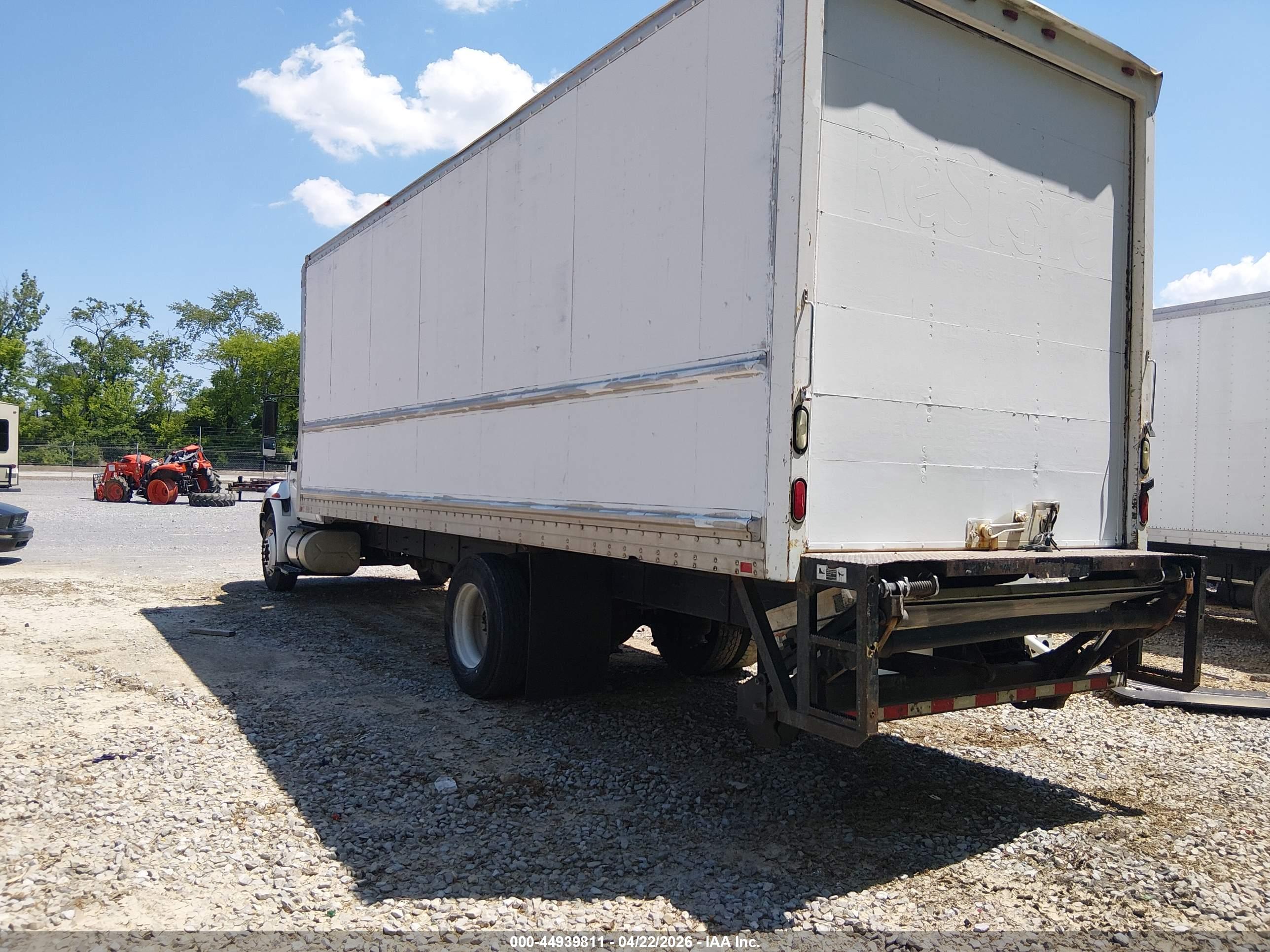 INTERNATIONAL 4000 image 3