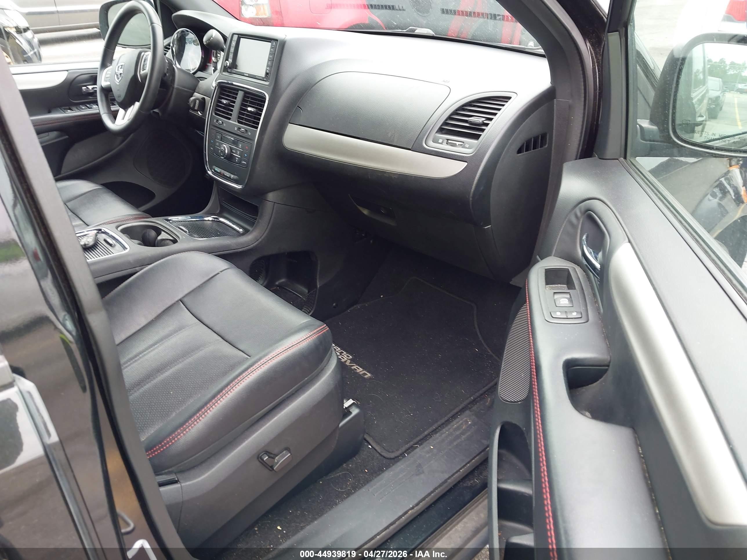DODGE GRAND image 5