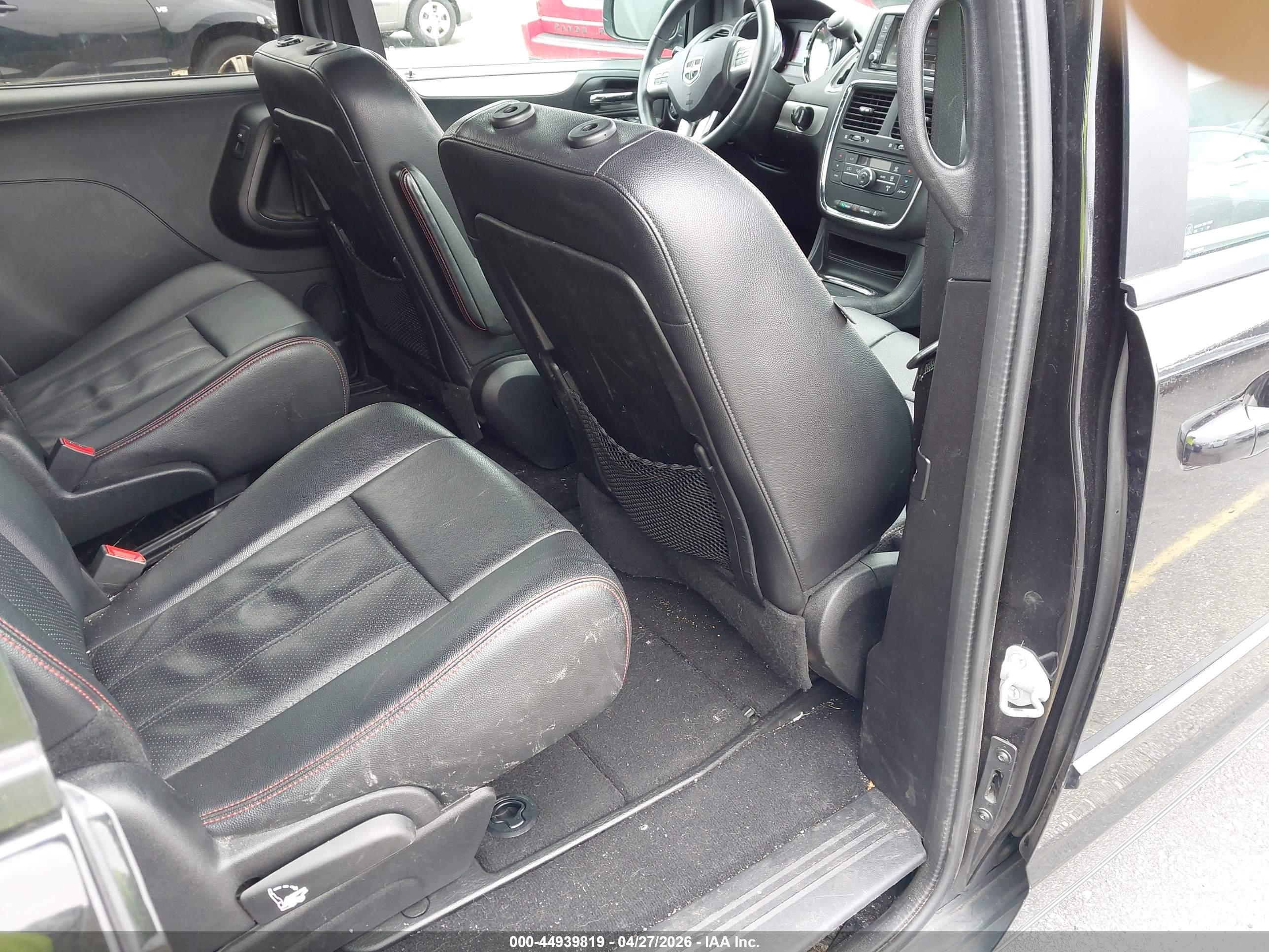 DODGE GRAND image 8
