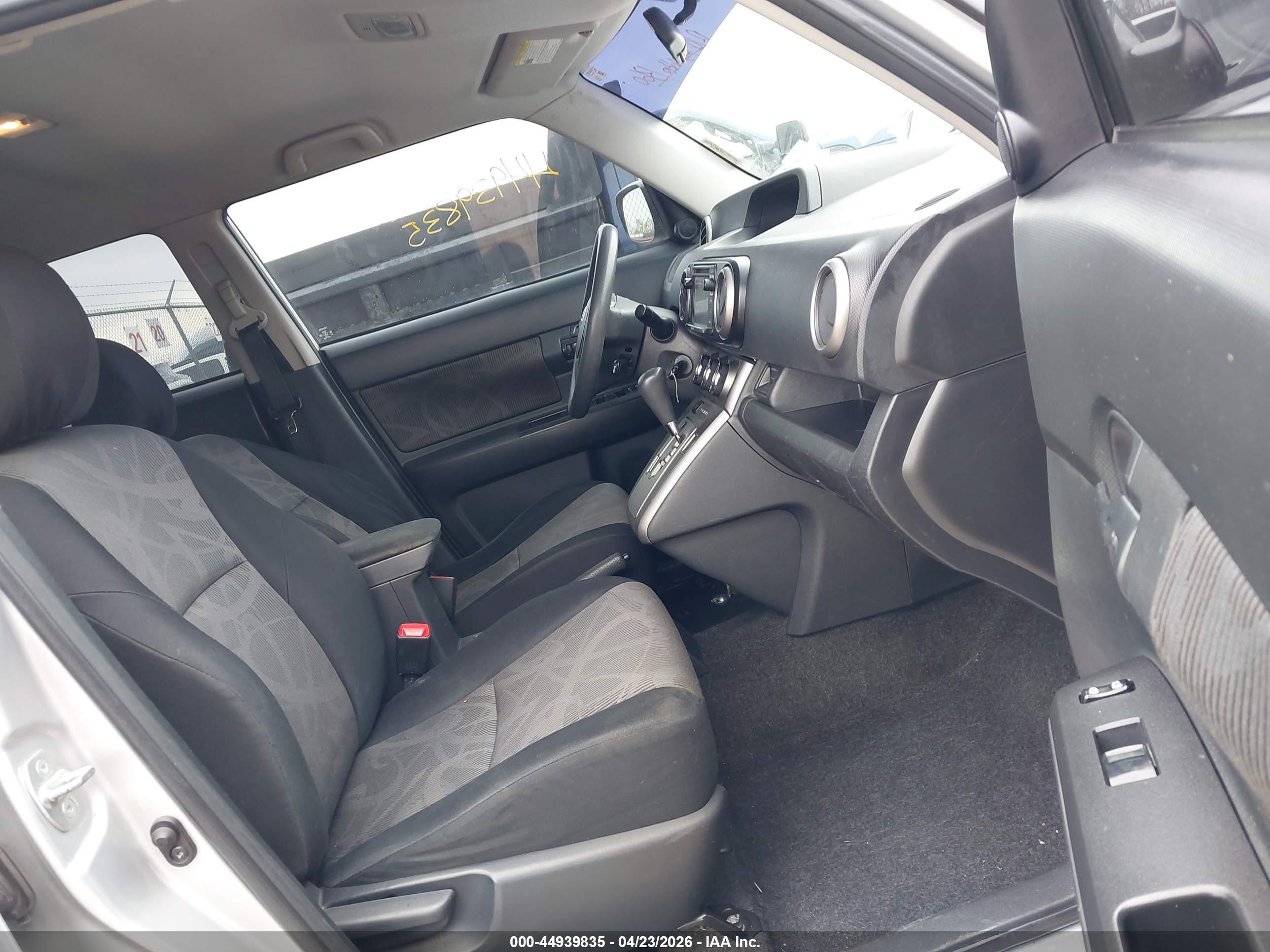 SCION XB image 5