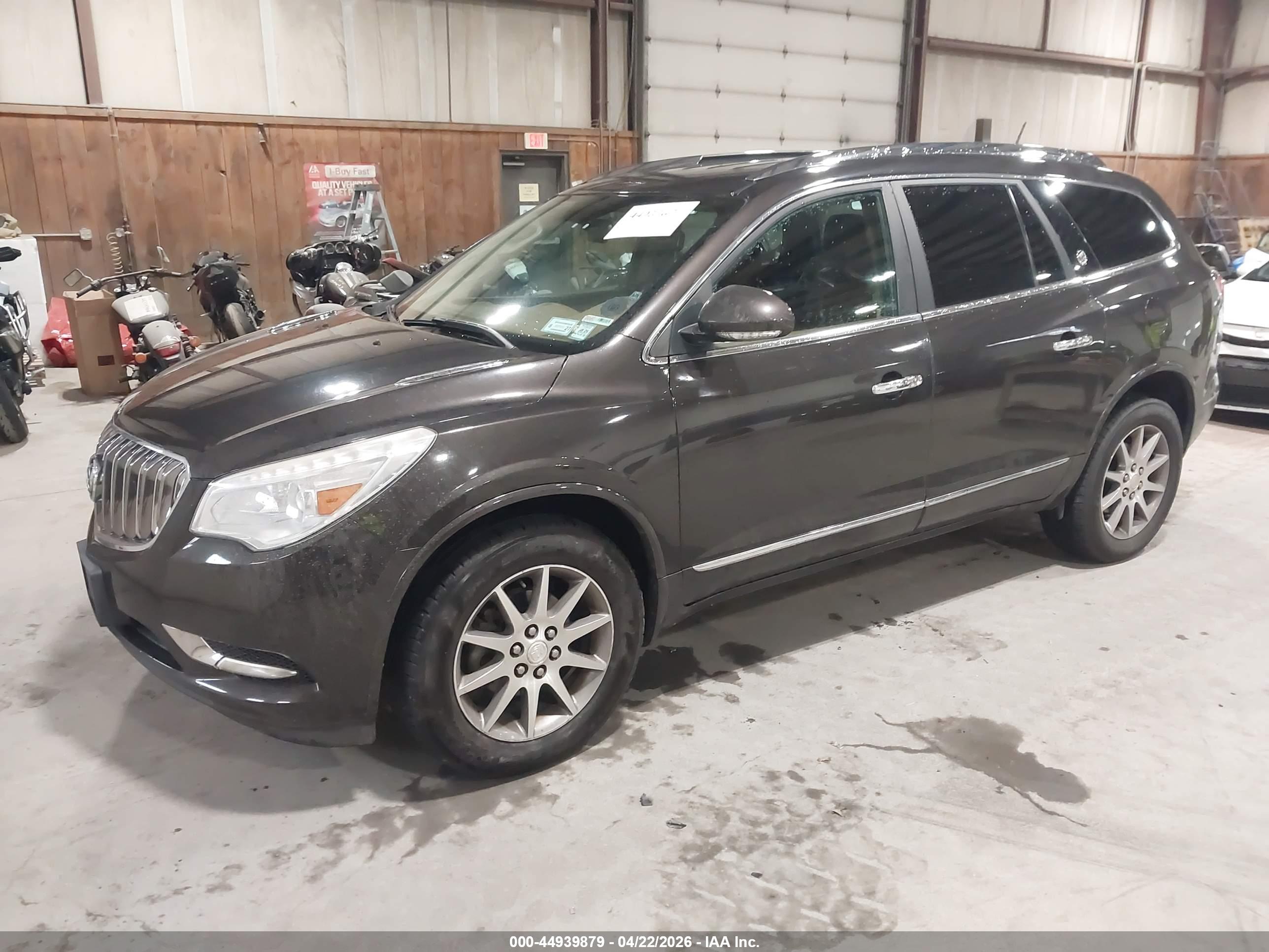BUICK ENCLAVE image 2