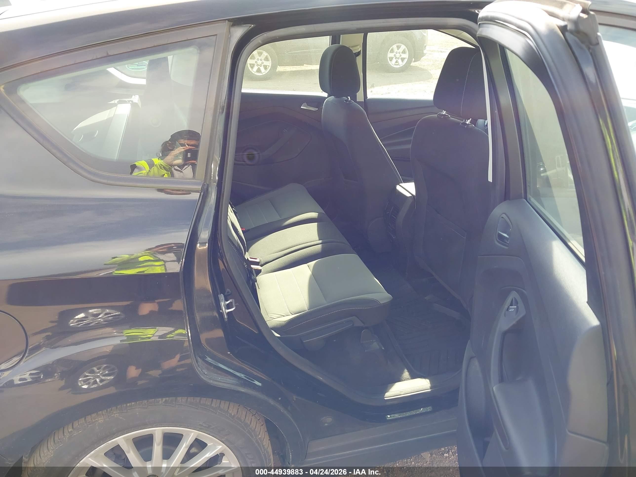 FORD C-MAX image 8