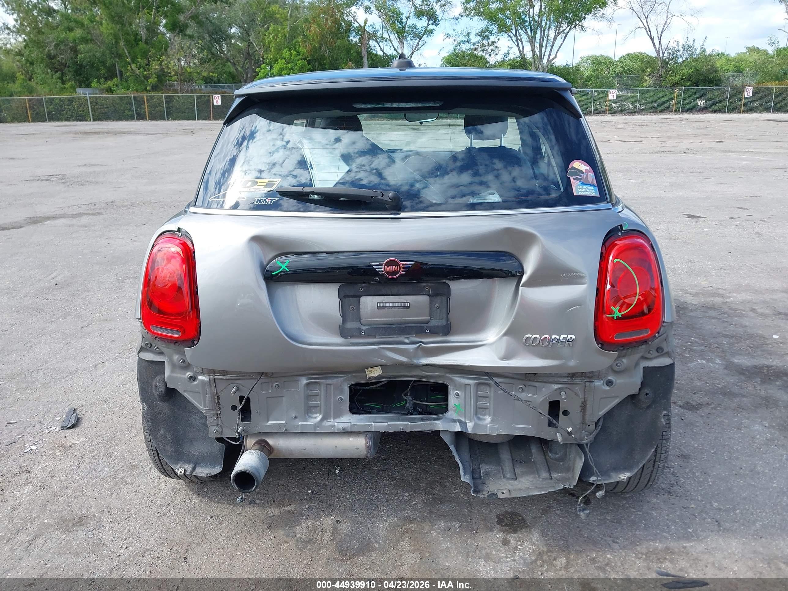 MINI HARDTOP image 6