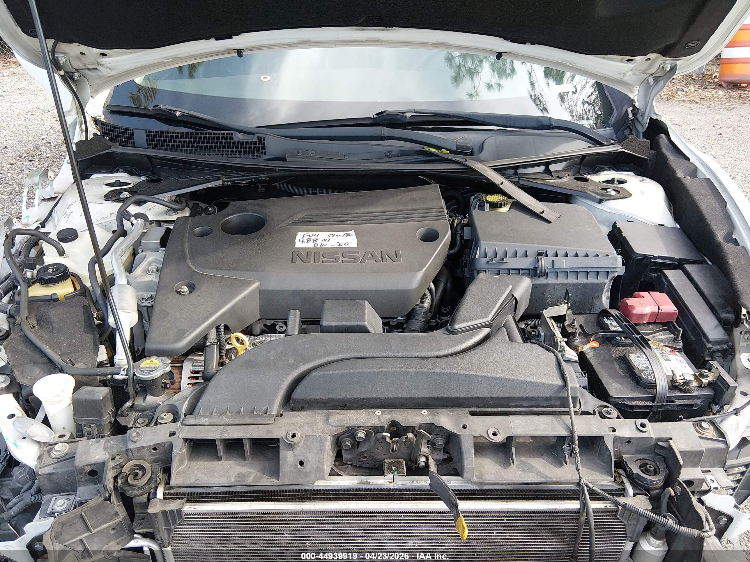 NISSAN ALTIMA image 10
