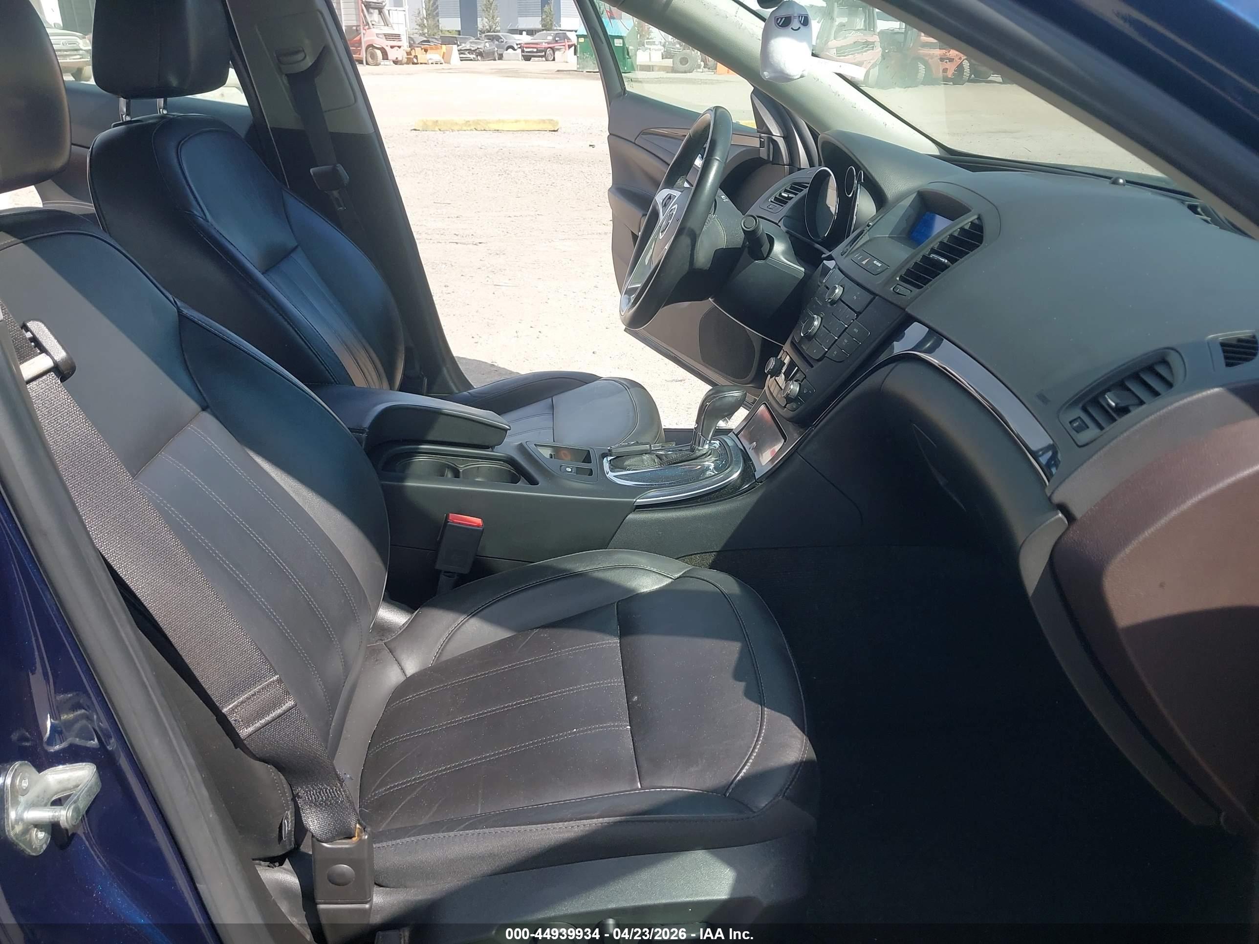 BUICK REGAL image 5