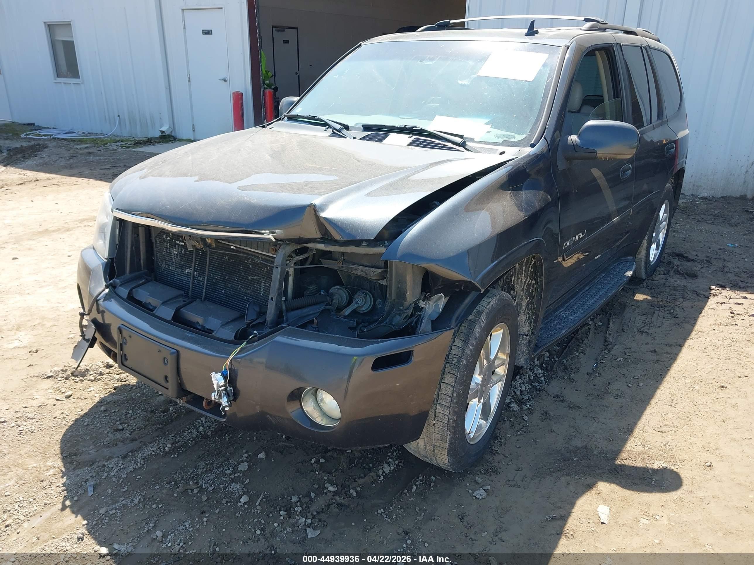 GMC ENVOY image 6