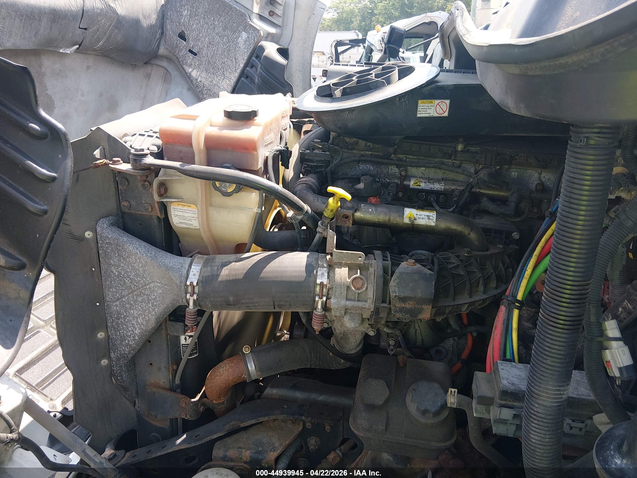 FREIGHTLINER CASCADIA image 10
