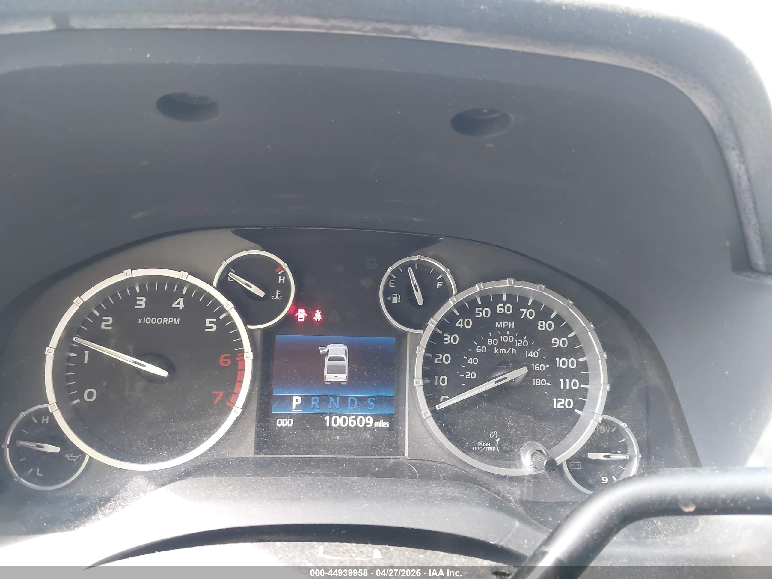 TOYOTA TUNDRA image 7