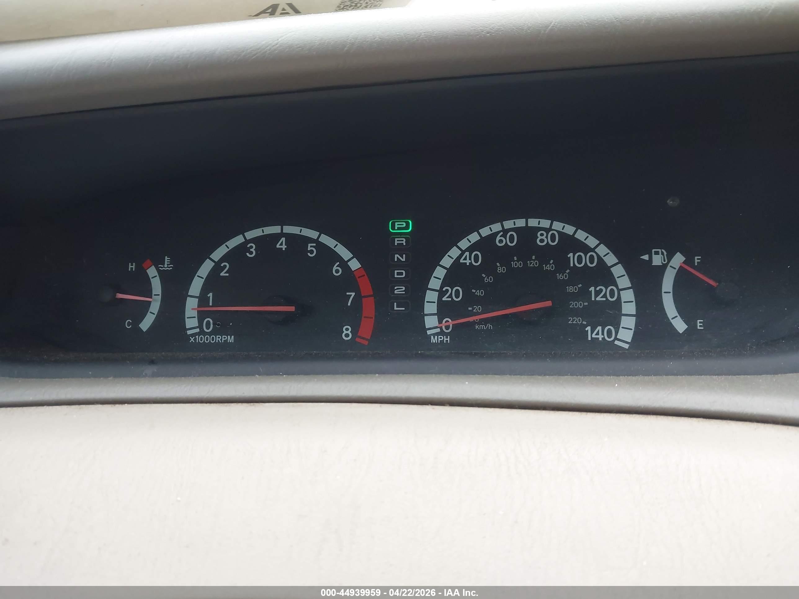 TOYOTA AVALON image 7