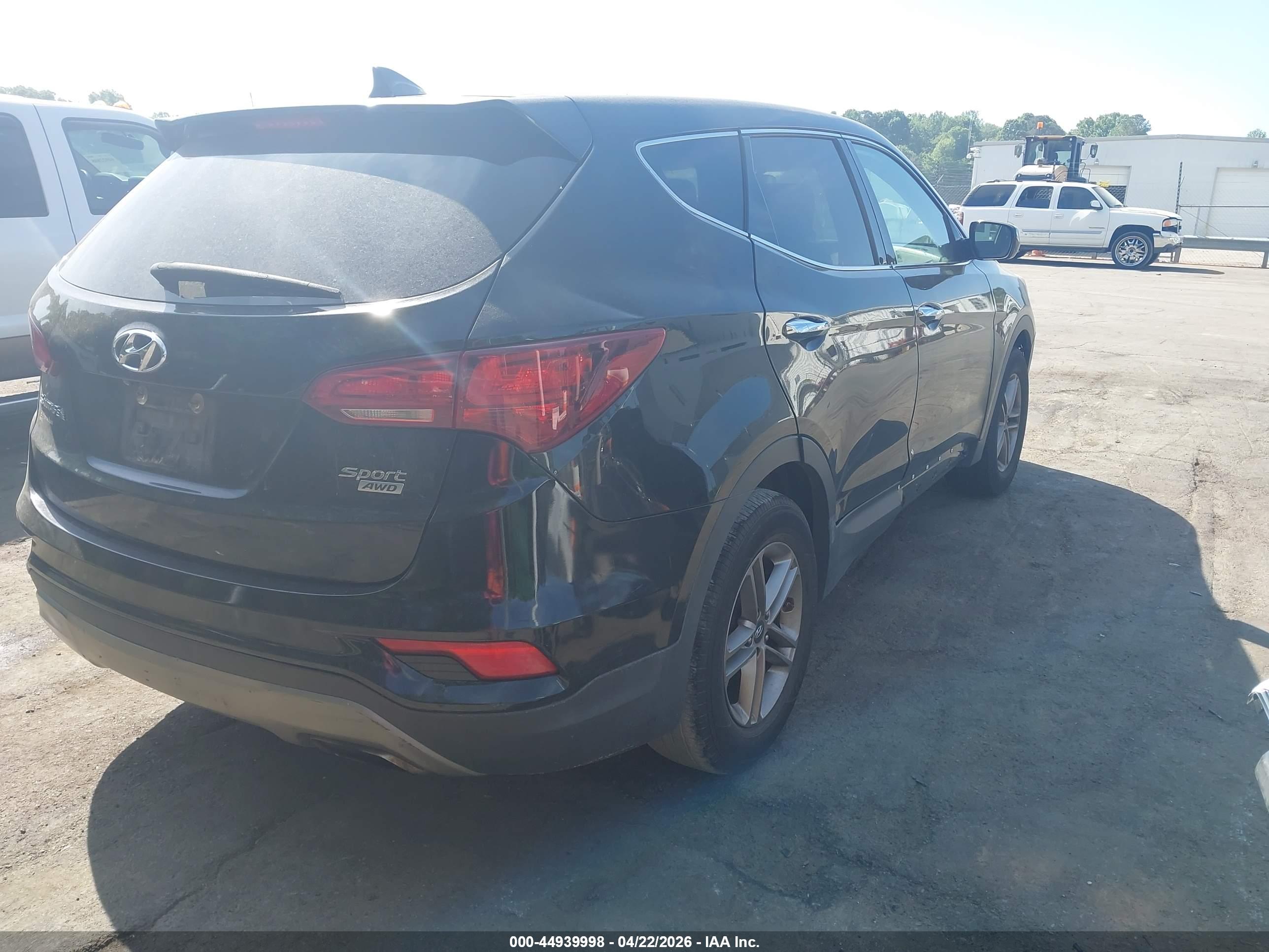 HYUNDAI SANTA image 4