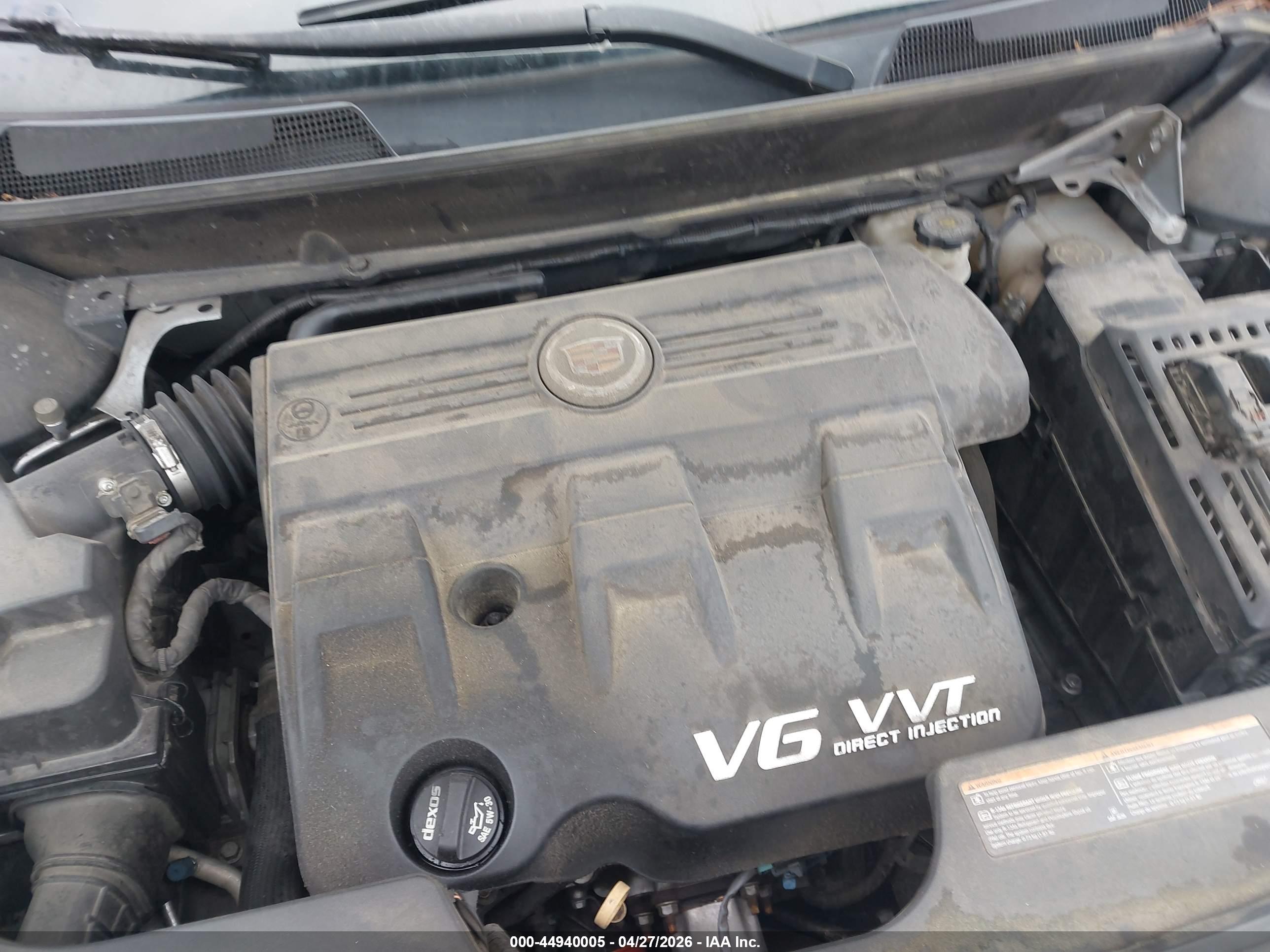 CADILLAC SRX image 10