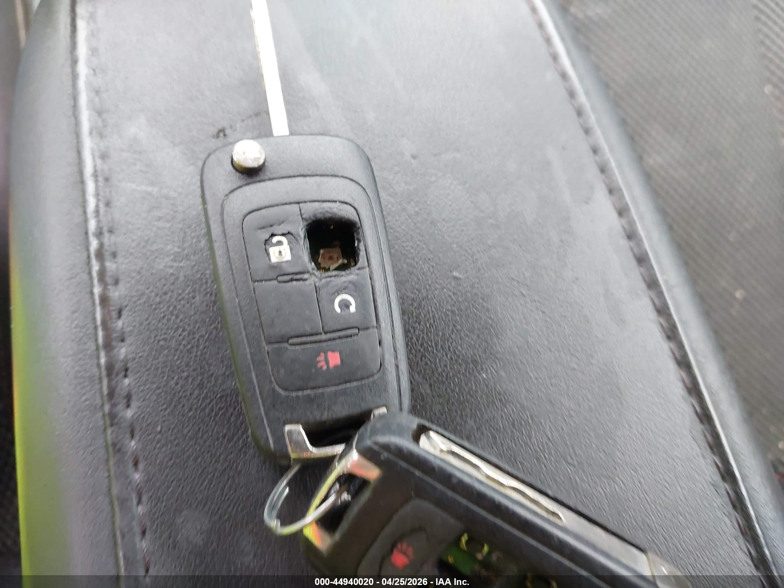 CHEVROLET EQUINOX image 11