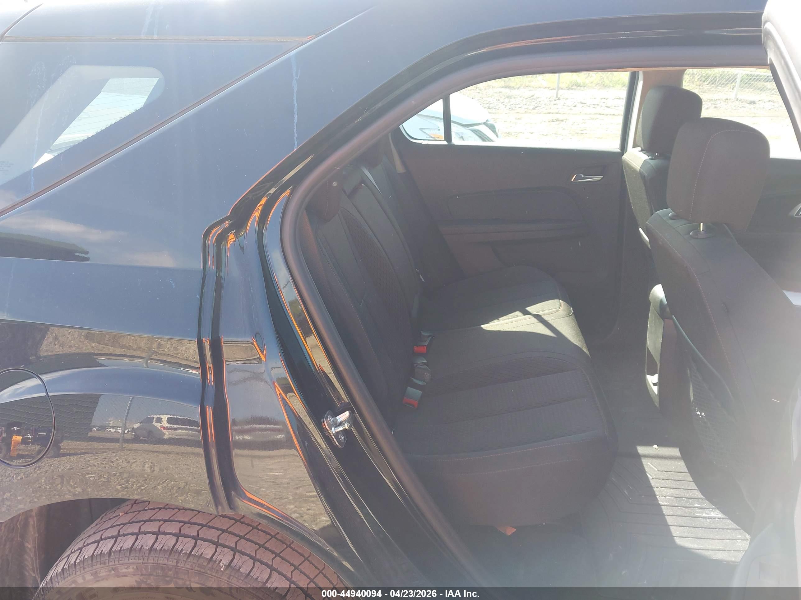 CHEVROLET EQUINOX image 8
