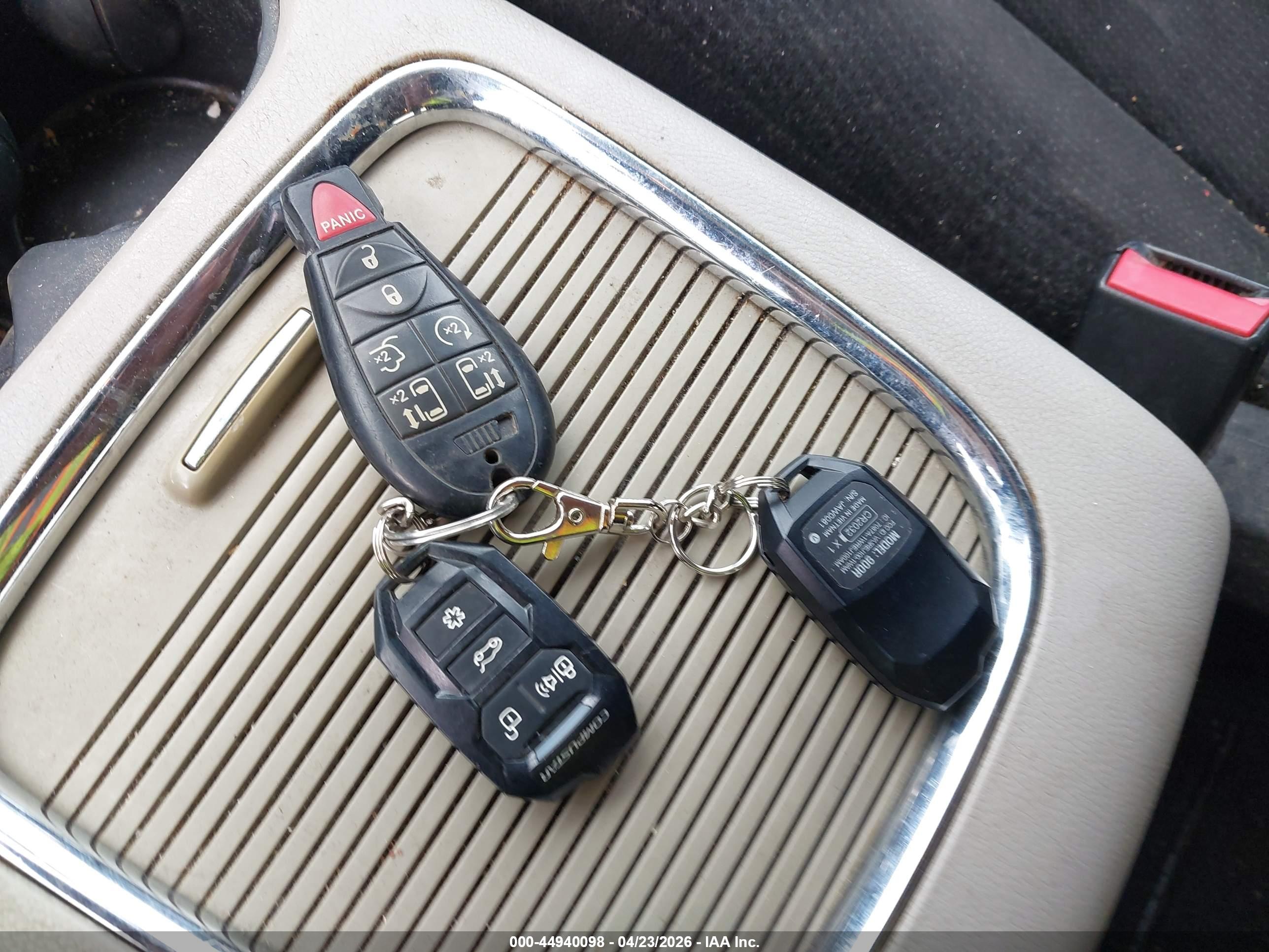 DODGE GRAND image 11