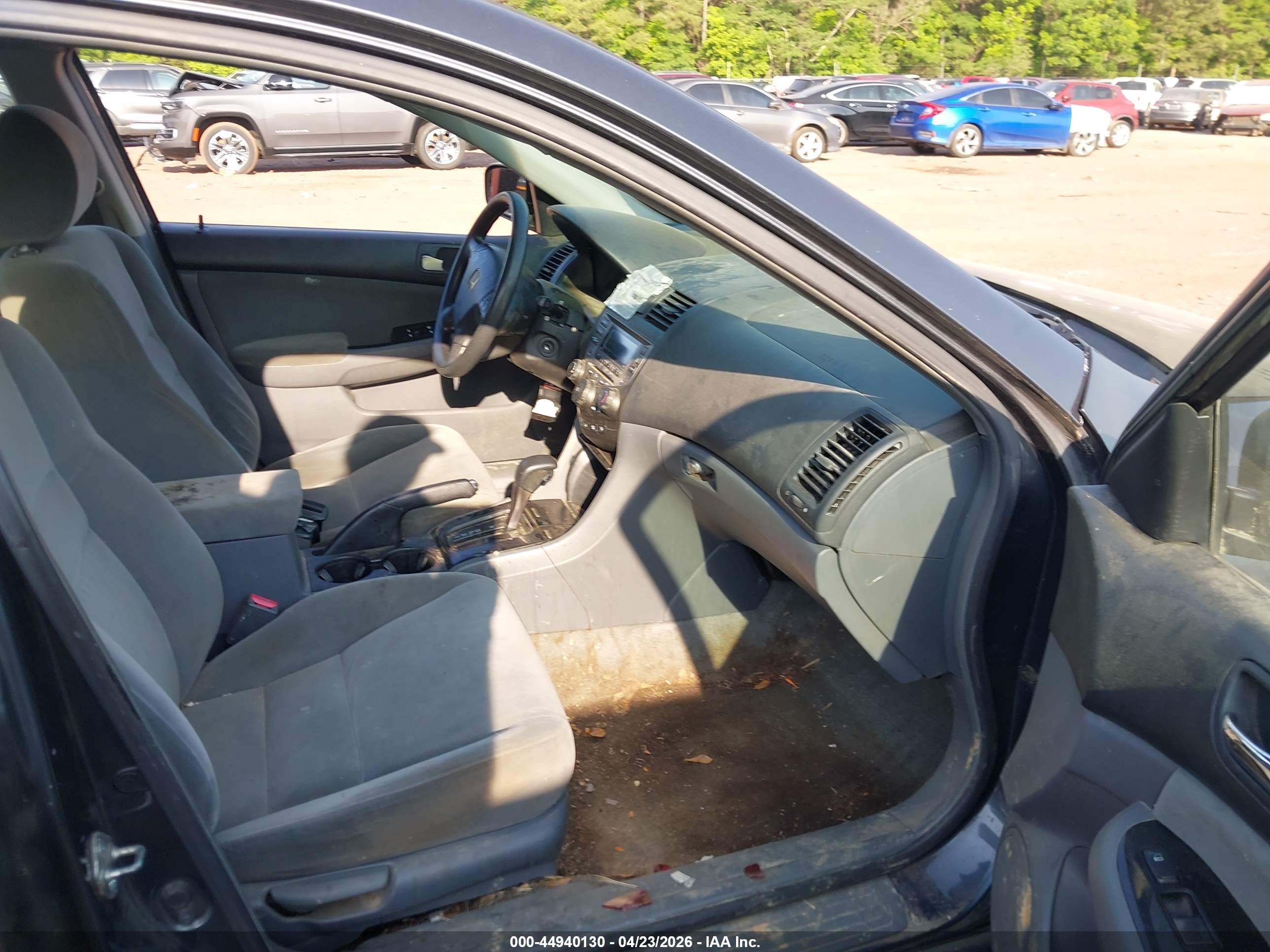 HONDA ACCORD image 5