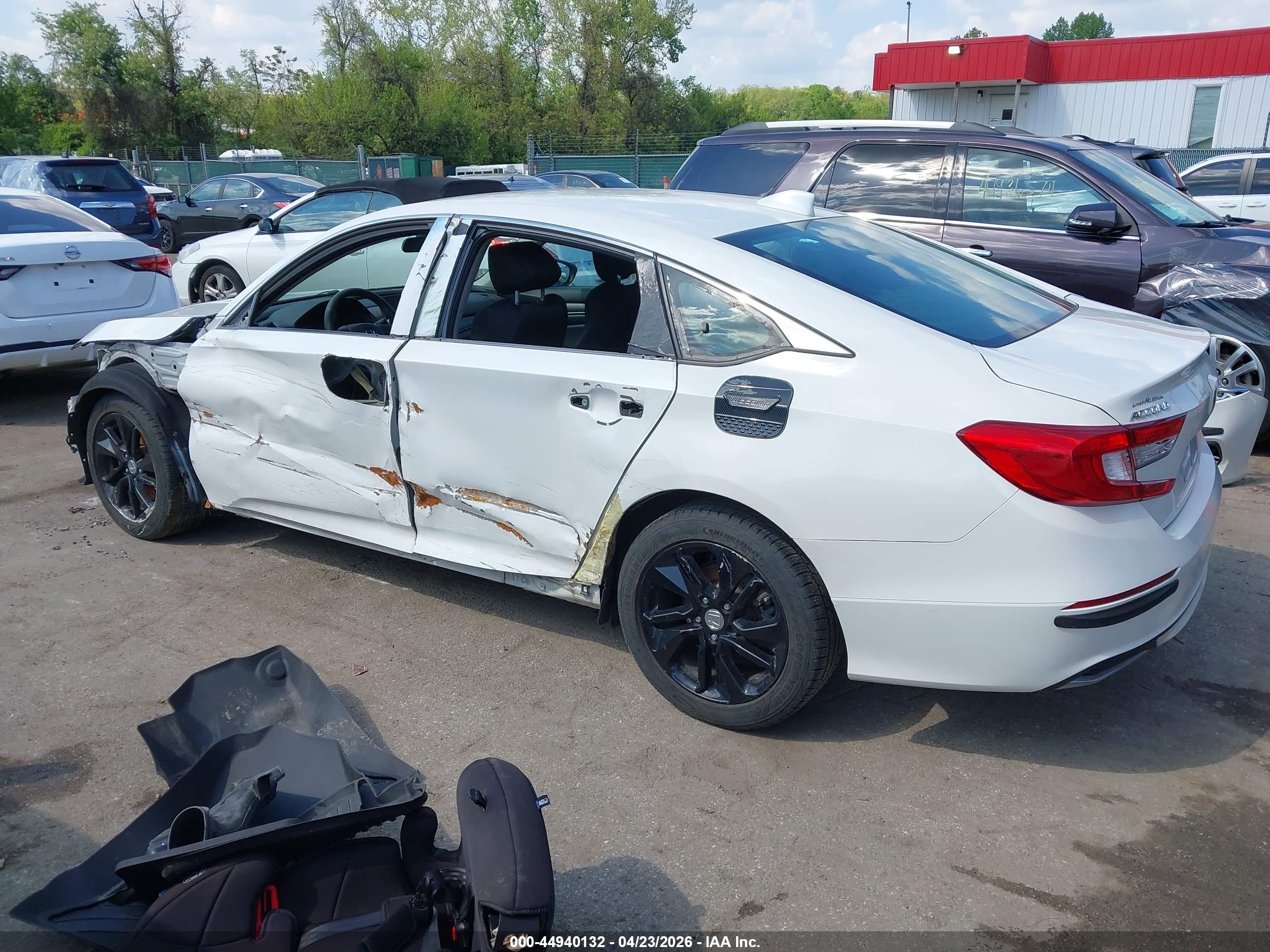 HONDA ACCORD image 3
