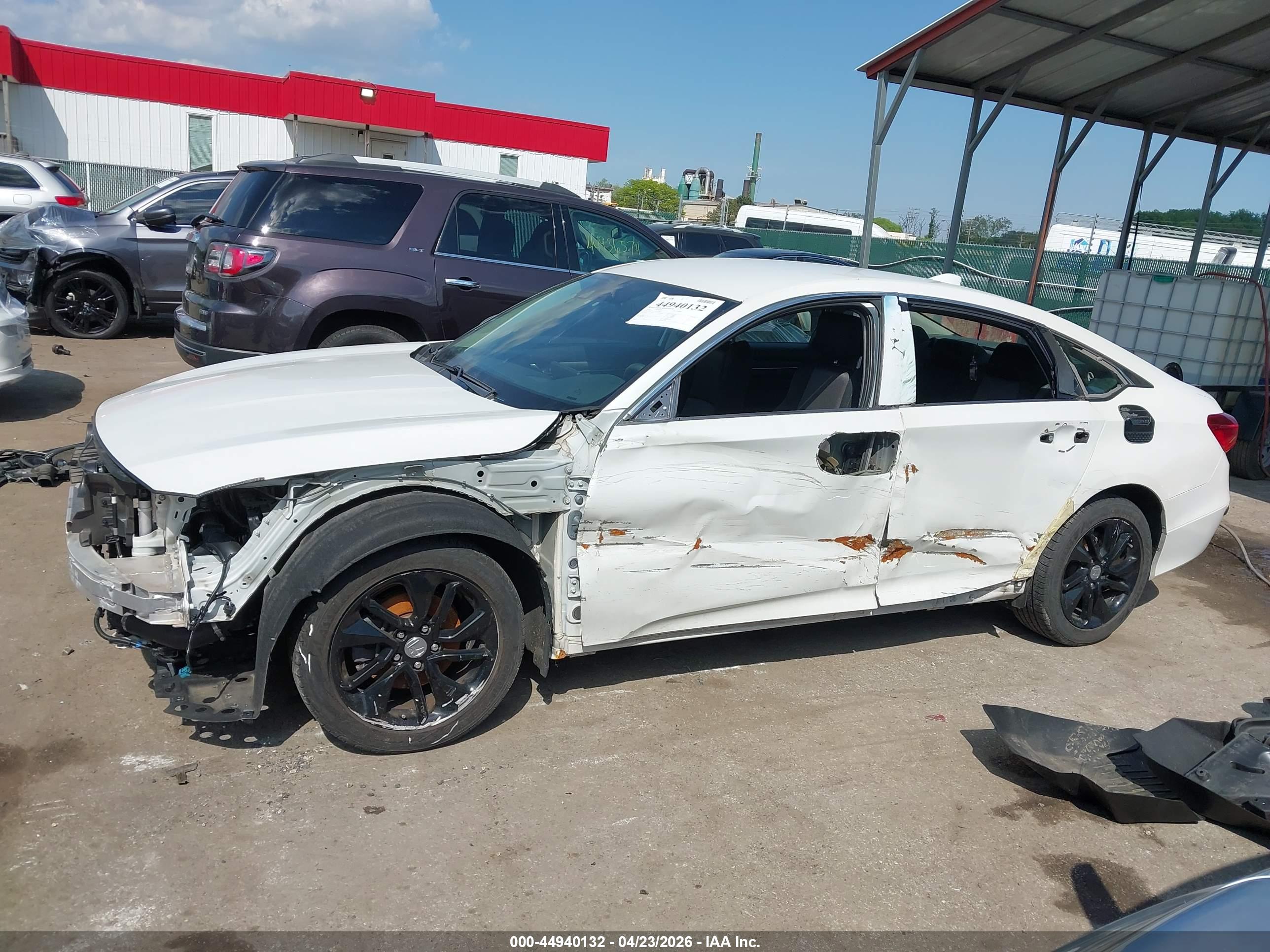 HONDA ACCORD image 6
